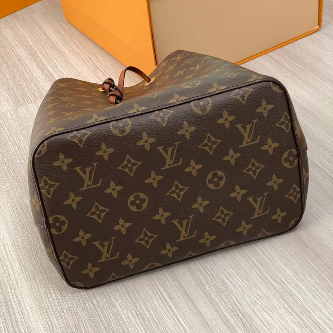 Louis Vuitton M44887 NÉONOÉ Top Replica Handbag Overall appearance (2022 Updated)-Best Quality designer Bag Review, and online shopping, designer bag ru