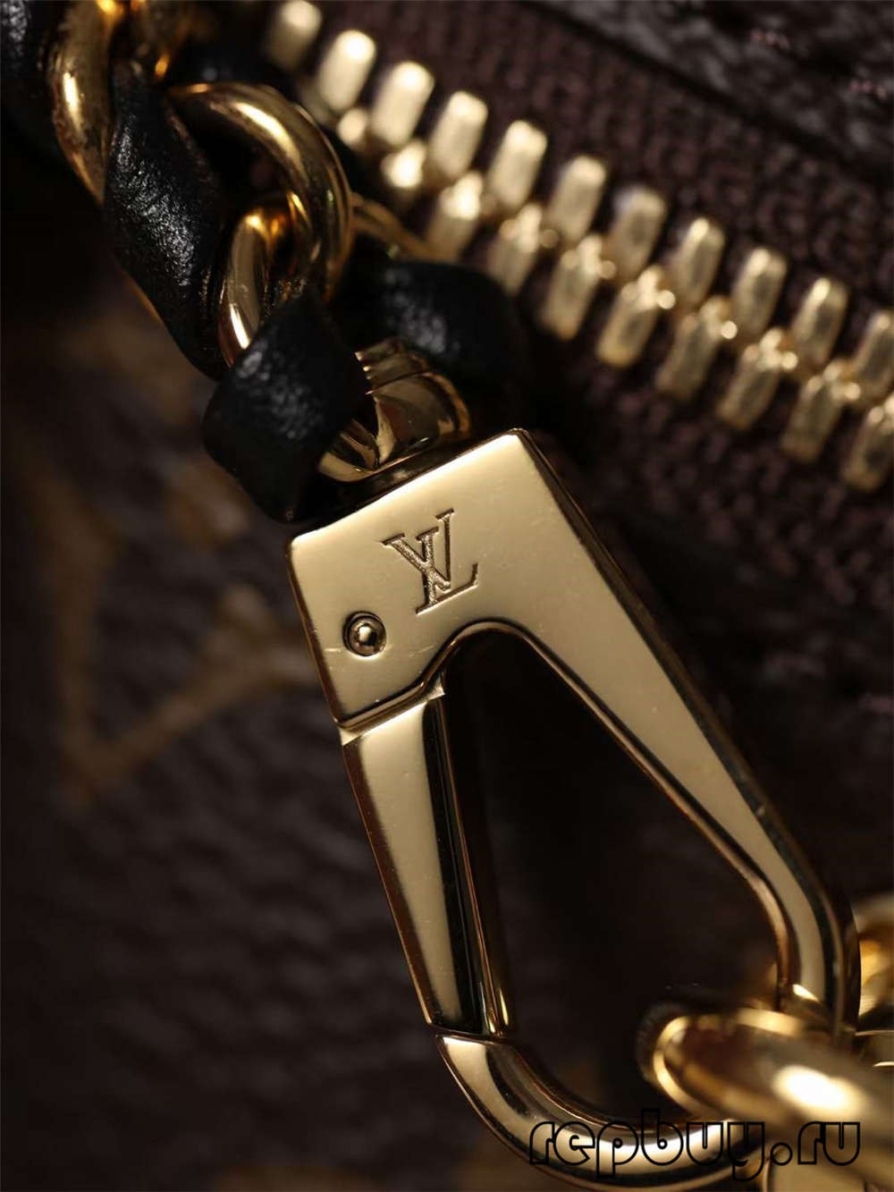 Louis Vuitton M45165 VANITY Small Top Replica Handbag Shoulder Strap and Closure Detail (2022 Latest)-Best Quality designer Bag Review, and online shopping, designer bag ru Louis Vuitton M45165 VANITY Small Top Replica Handbag Shoulder Strap and Closure Detail (2022 Latest)-Best Quality designer Bag Review, and online shopping, designer bag ru