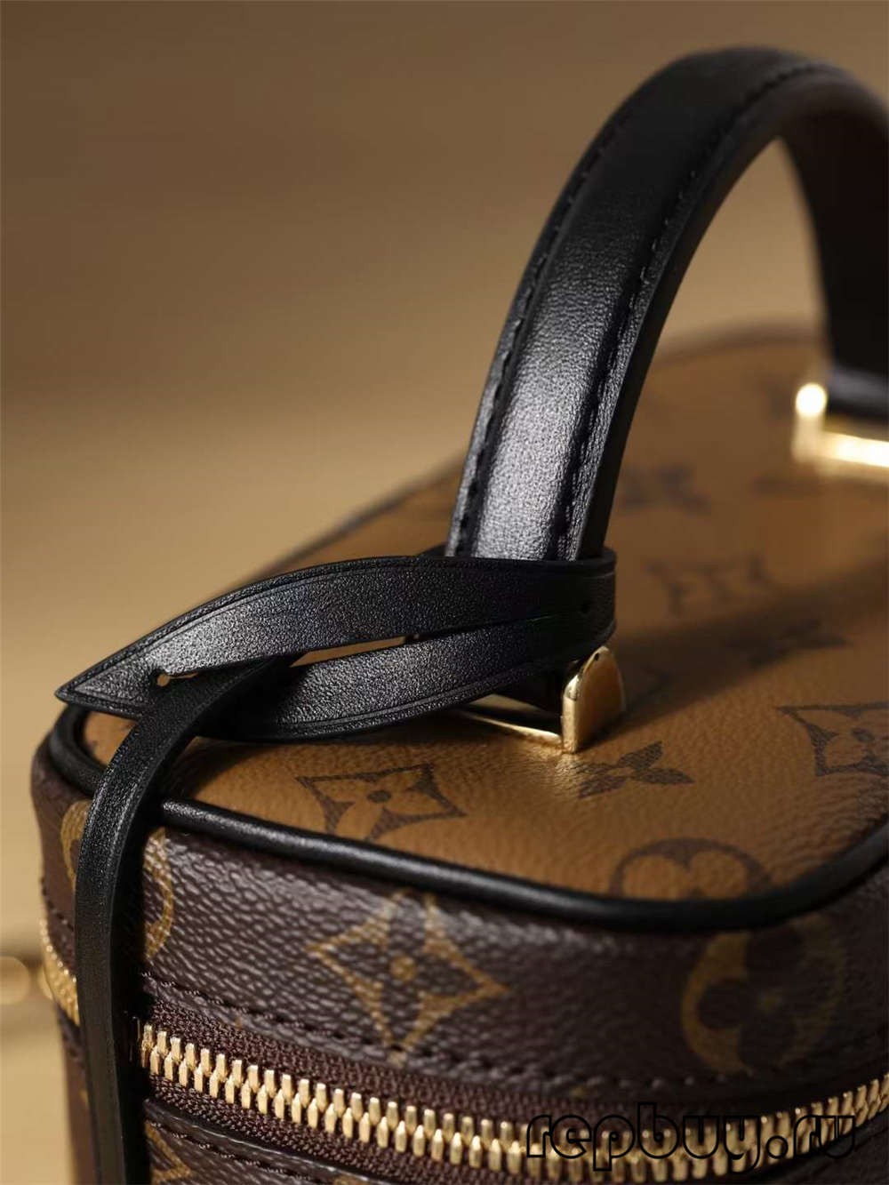 Louis Vuitton M45165 VANITY Small Top Replica Handbag Shoulder Strap and Closure Detail (2022 Latest)-Best Quality designer Bag Review, and online shopping, designer bag ru Louis Vuitton M45165 VANITY Small Top Replica Handbag Shoulder Strap and Closure Detail (2022 Latest)-Best Quality designer Bag Review, and online shopping, designer bag ru