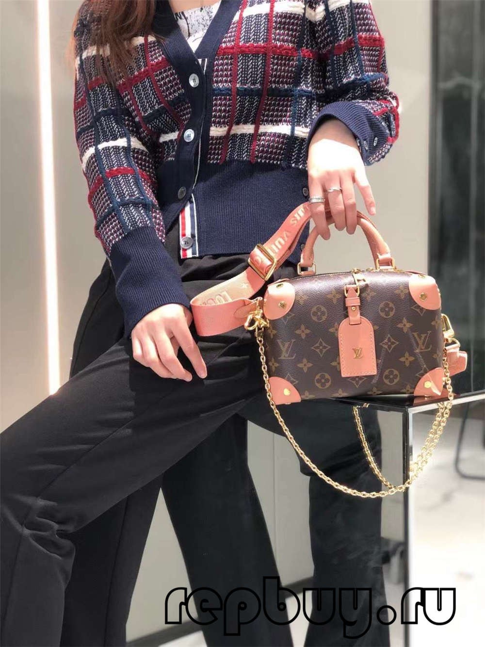 Louis Vuitton M45531 PETITE MALLE SOUPLE Pink 20cm Top Replica Bags Daily use effect (2022 Edition)-Best Quality designer Bag Review, and online shopping, designer bag ru