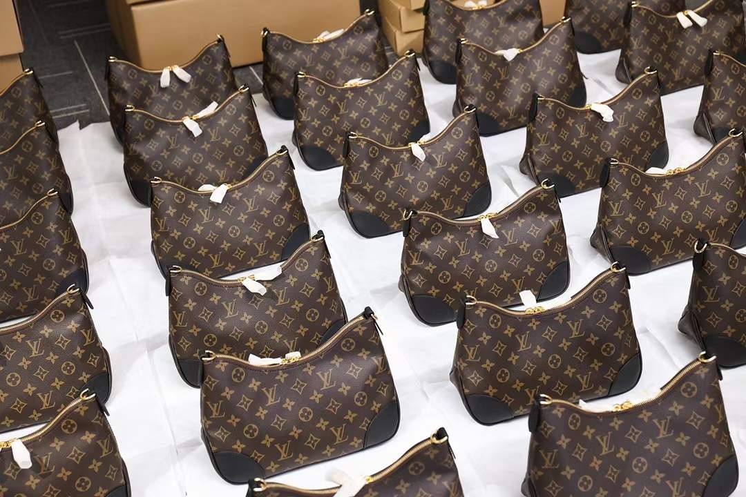 Louis Vuitton M45831 BOULOGNE Top Replica Handbags Wholesale Inspection (2022 Updated)-Best Quality designer Bag Review, and online shopping, designer bag ru