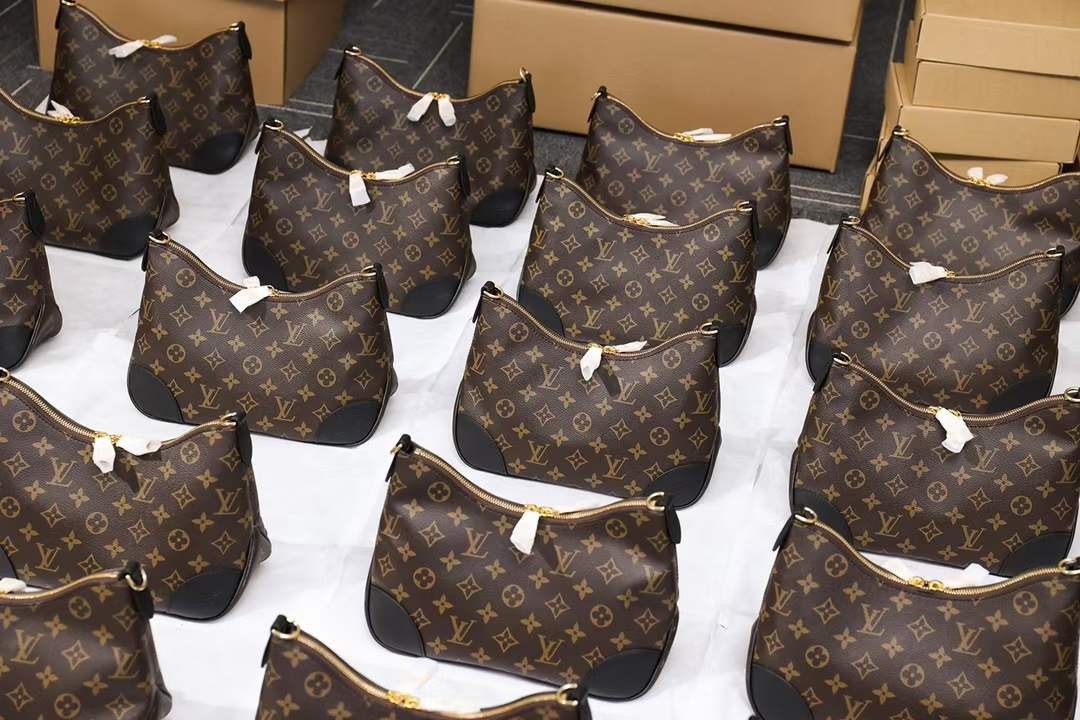 Louis Vuitton M45831 BOULOGNE Top Replica Handbags Wholesale Inspection (2022 Updated)-Best Quality designer Bag Review, and online shopping, designer bag ru