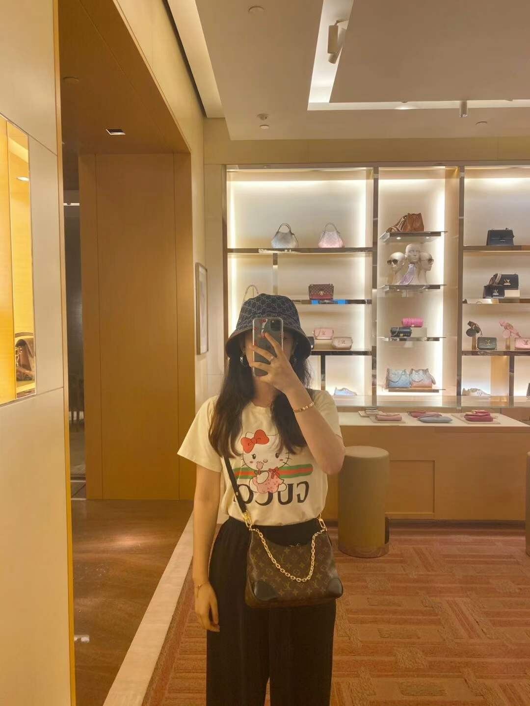 Louis Vuitton M45831 BOULOGNE Top Replica Handbags Top Result (2022 Latest)-Best Quality designer Bag Review, and online shopping, designer bag ru