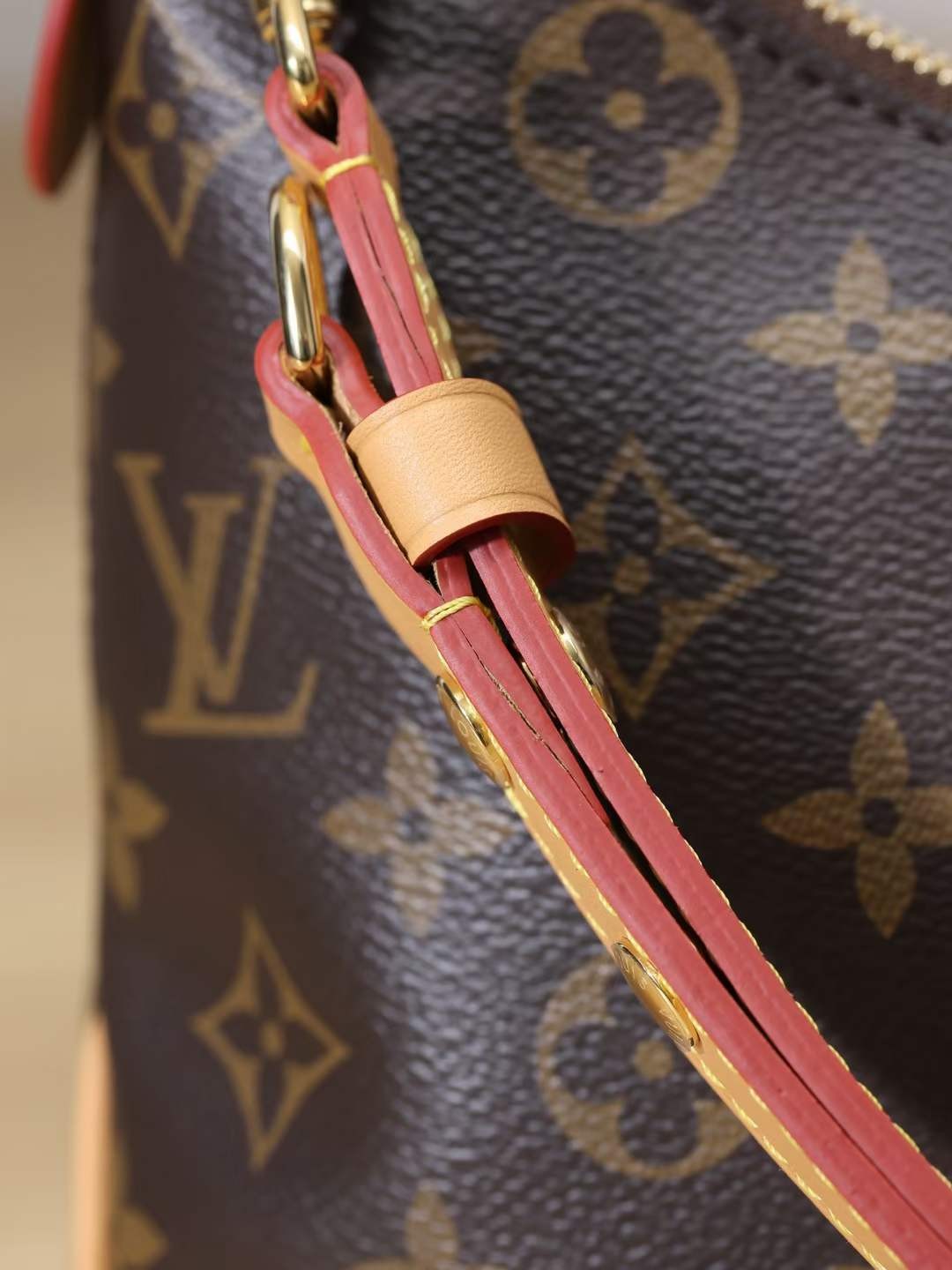 Louis Vuitton M45832 croissant with yellow leather Boulogne top replica handbags Leather and chain details (2022 Latest)-Best Quality designer Bag Review, and online shopping, designer bag ru