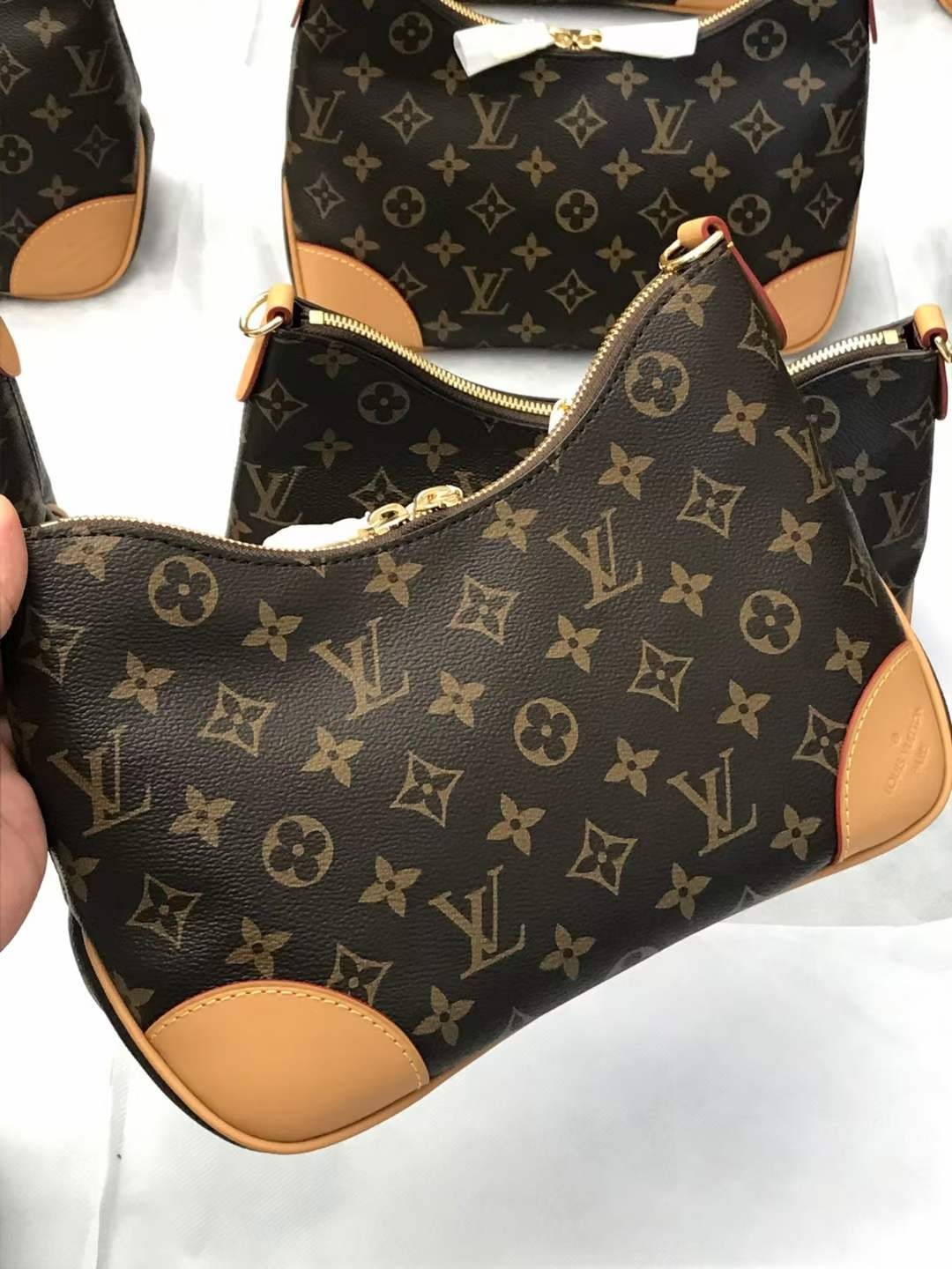 Louis Vuitton M45832 croissant with yellow leather Boulogne top replica handbags Lot Inspection (2022 Special)-Best Quality designer Bag Review, and online shopping, designer bag ru
