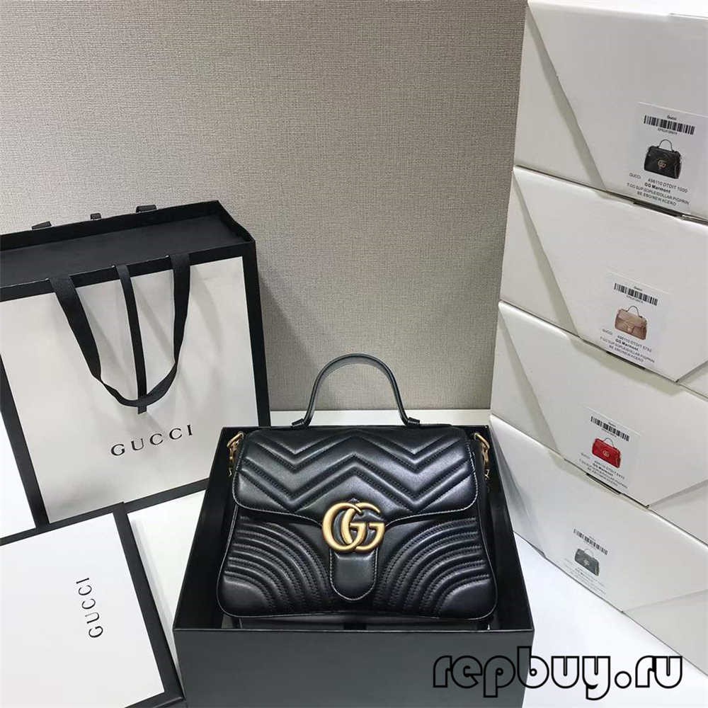 图片包含 游戏机, 桌子
描述已自动生成
