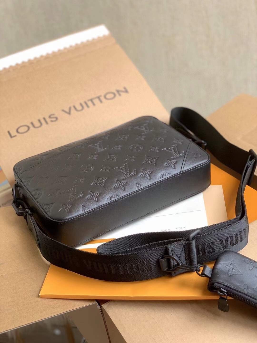 Louis Vuitton DUO M69827 Best quality replica bag (2022 updated)-Best Quality designer Bag Review, and online shopping, designer bag ru Louis Vuitton DUO M69827 Best quality replica bag (2022 updated)-Best Quality designer Bag Review, and online shopping, designer bag ru