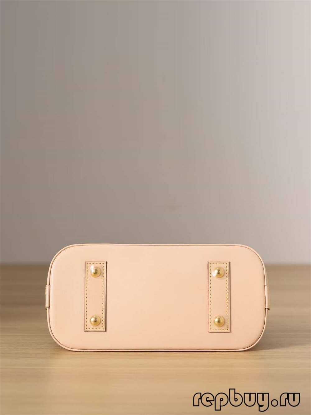 Louis Vuitton M53152 Alma BB top quality replica bags (2022 Special)-Best Quality designer Bag Review, and online shopping, designer bag ru