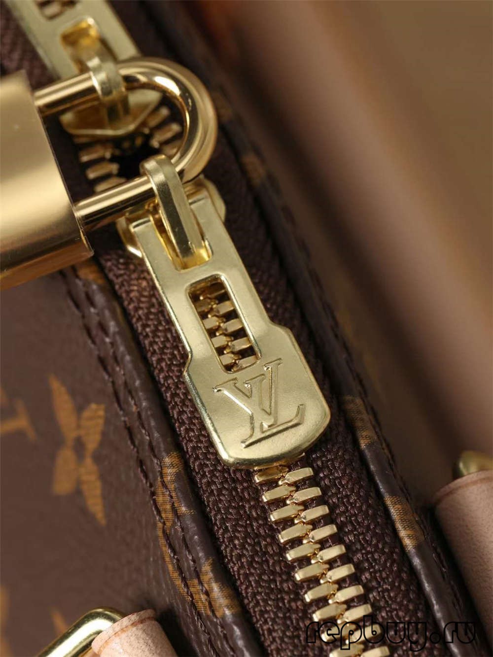 Louis Vuitton M53152 Alma BB top quality replica bags (2022 Latest)-Best Quality designer Bag Review, and online shopping, designer bag ru