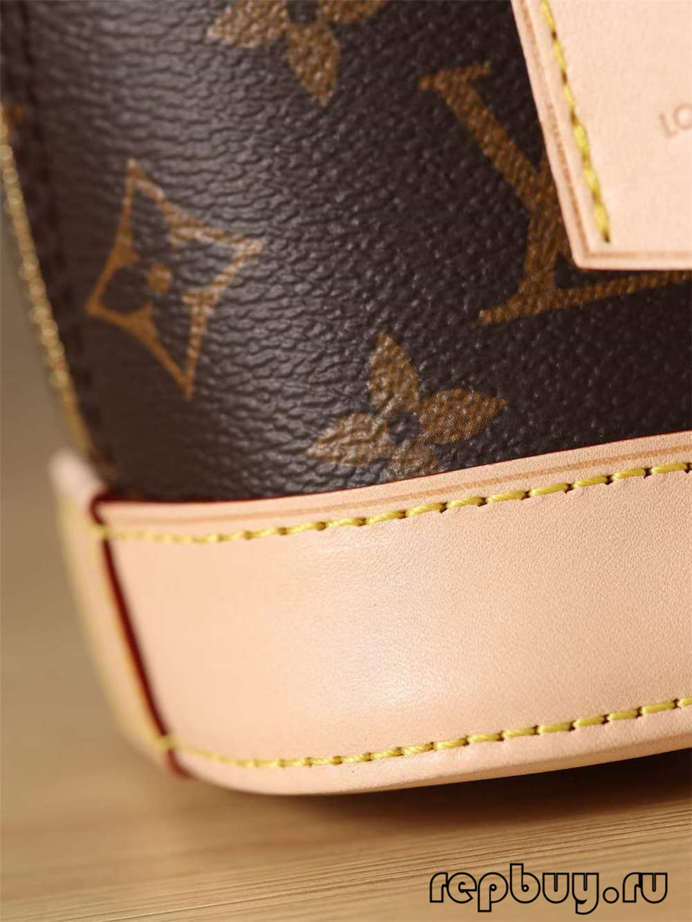 Louis Vuitton M53152 Alma BB top quality replica bags (2022 Latest)-Best Quality designer Bag Review, and online shopping, designer bag ru