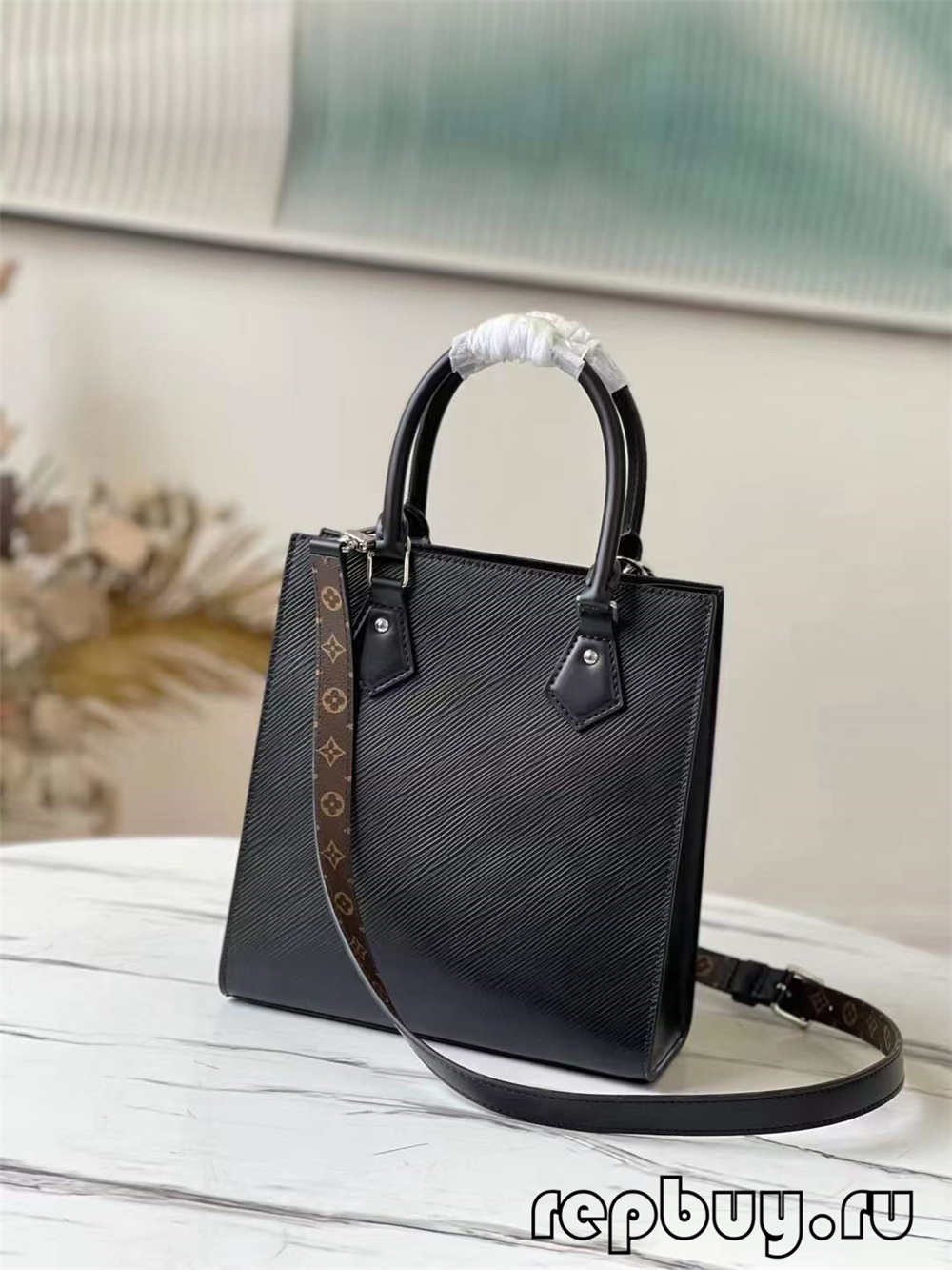Louis Vuitton M58660 Petit Sac Plat top quality replica bag (2022 updated)-Best Quality designer Bag Review, and online shopping, designer bag ru Louis Vuitton M58660 Petit Sac Plat top quality replica bag (2022 updated)-Best Quality designer Bag Review, and online shopping, designer bag ru
