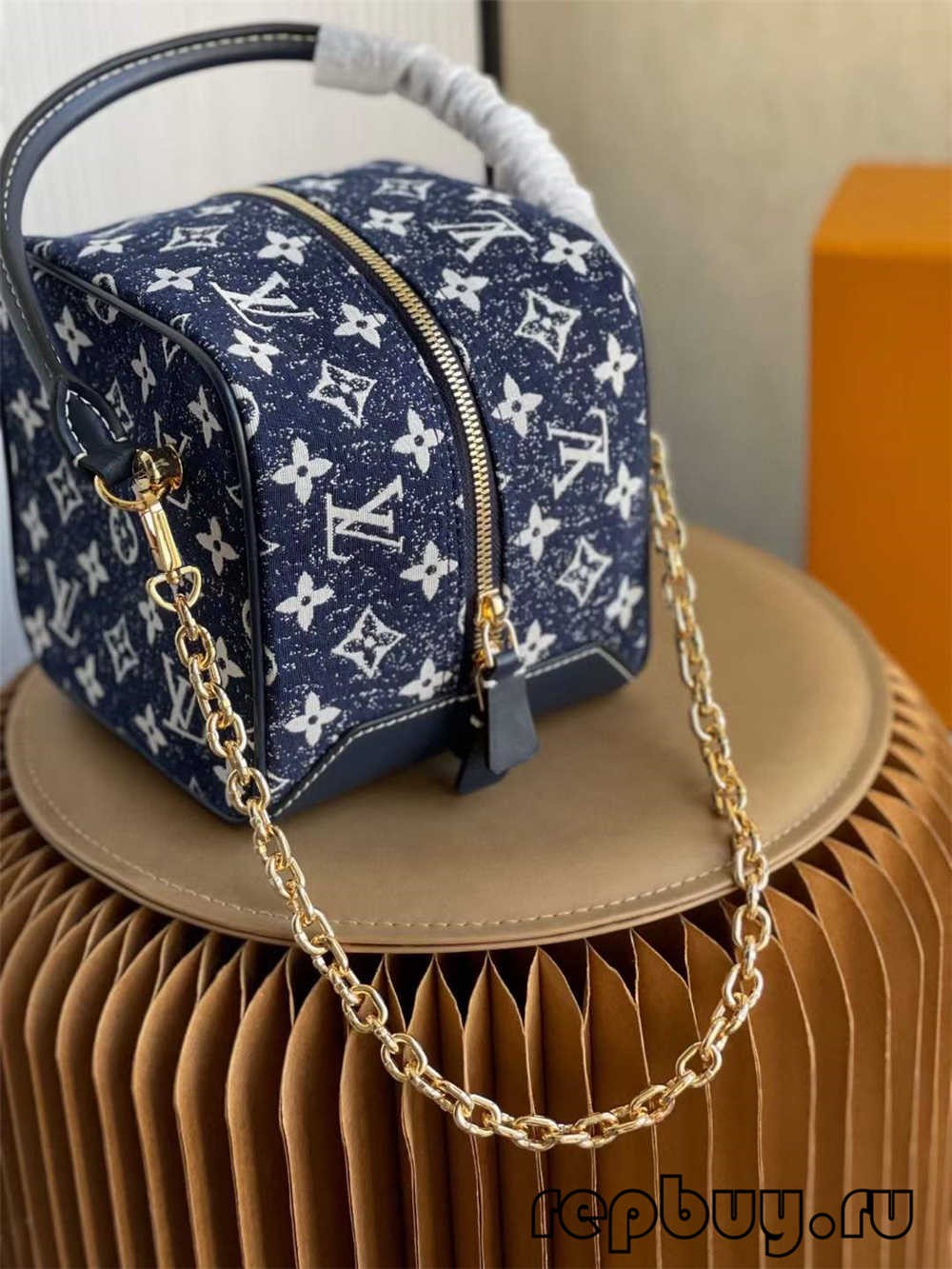 Louis Vuitton SQUARE bag M59611 top quality replica bag (2022 updated)-Best Quality designer Bag Review, and online shopping, designer bag ru