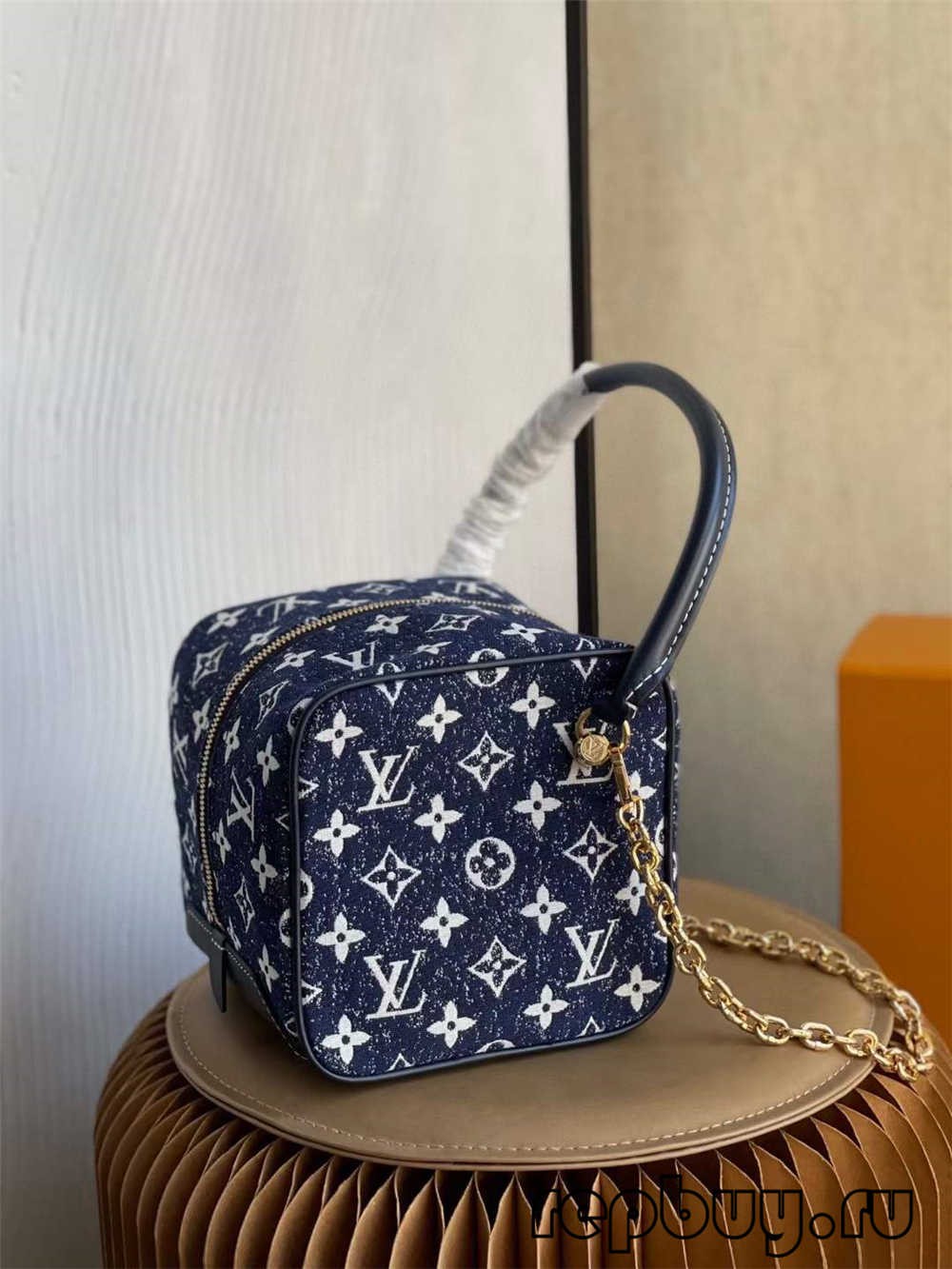 Louis Vuitton SQUARE bag M59611 top quality replica bag (2022 updated)-Best Quality designer Bag Review, and online shopping, designer bag ru