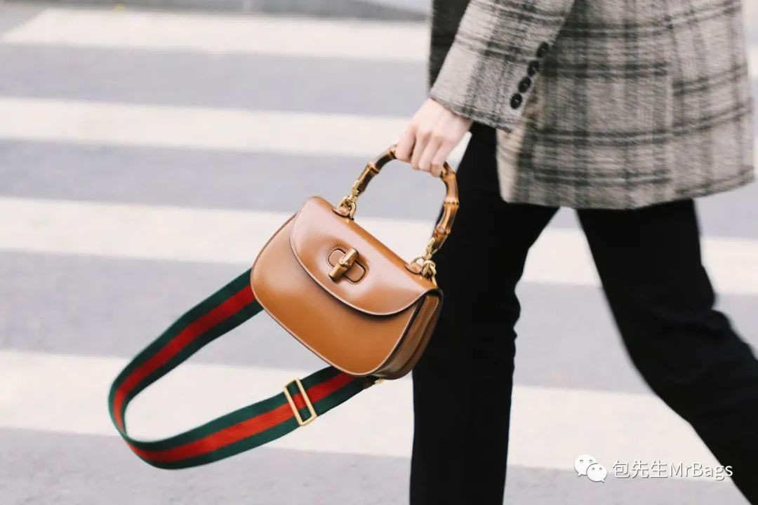Gucci’s most popular replica designer bag – Gucci Bamboo 1947 (2022 new edition)-Best Quality designer Bag Review, and online shopping, designer bag ru Gucci’s most popular replica designer bag – Gucci Bamboo 1947 (2022 new edition)-Best Quality designer Bag Review, and online shopping, designer bag ru
