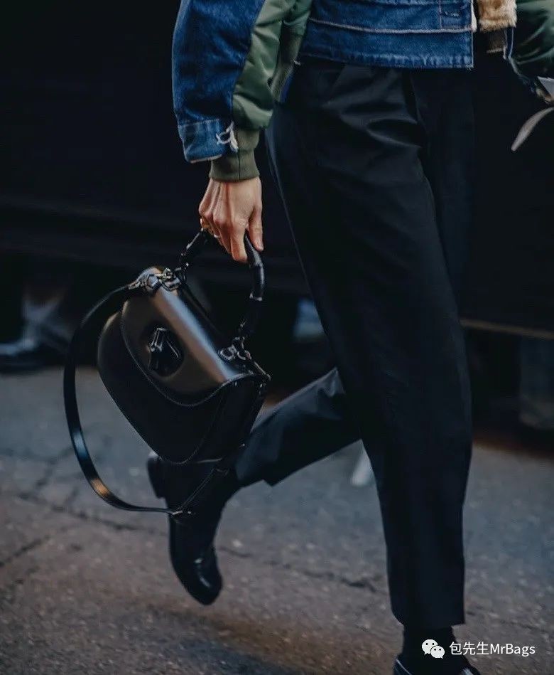 Gucci’s most popular replica designer bag – Gucci Bamboo 1947 (2022 new edition)-Best Quality designer Bag Review, and online shopping, designer bag ru Gucci’s most popular replica designer bag – Gucci Bamboo 1947 (2022 new edition)-Best Quality designer Bag Review, and online shopping, designer bag ru