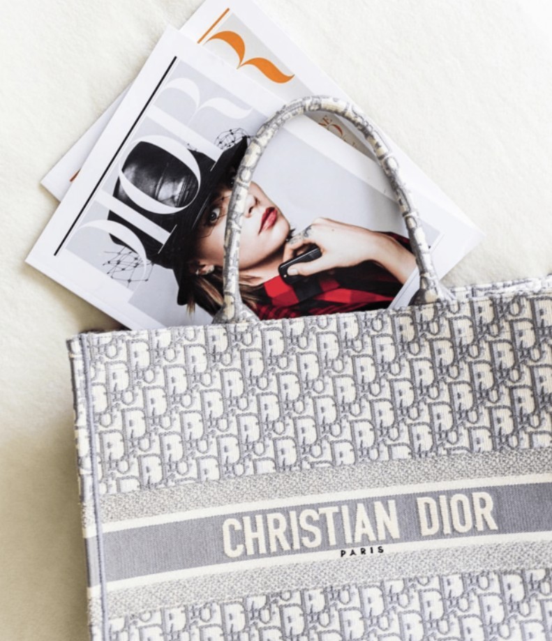 The most comprehensive Dior Book Tote introduction and replica bags buying advice (2022 update)-Best Quality designer Bag Review, and online shopping, designer bag ru The most comprehensive Dior Book Tote introduction and replica bags buying advice (2022 update)-Best Quality designer Bag Review, and online shopping, designer bag ru