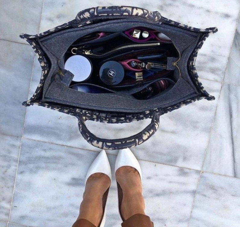 The most comprehensive Dior Book Tote introduction and replica bags buying advice (2022 update)-Best Quality designer Bag Review, and online shopping, designer bag ru The most comprehensive Dior Book Tote introduction and replica bags buying advice (2022 update)-Best Quality designer Bag Review, and online shopping, designer bag ru