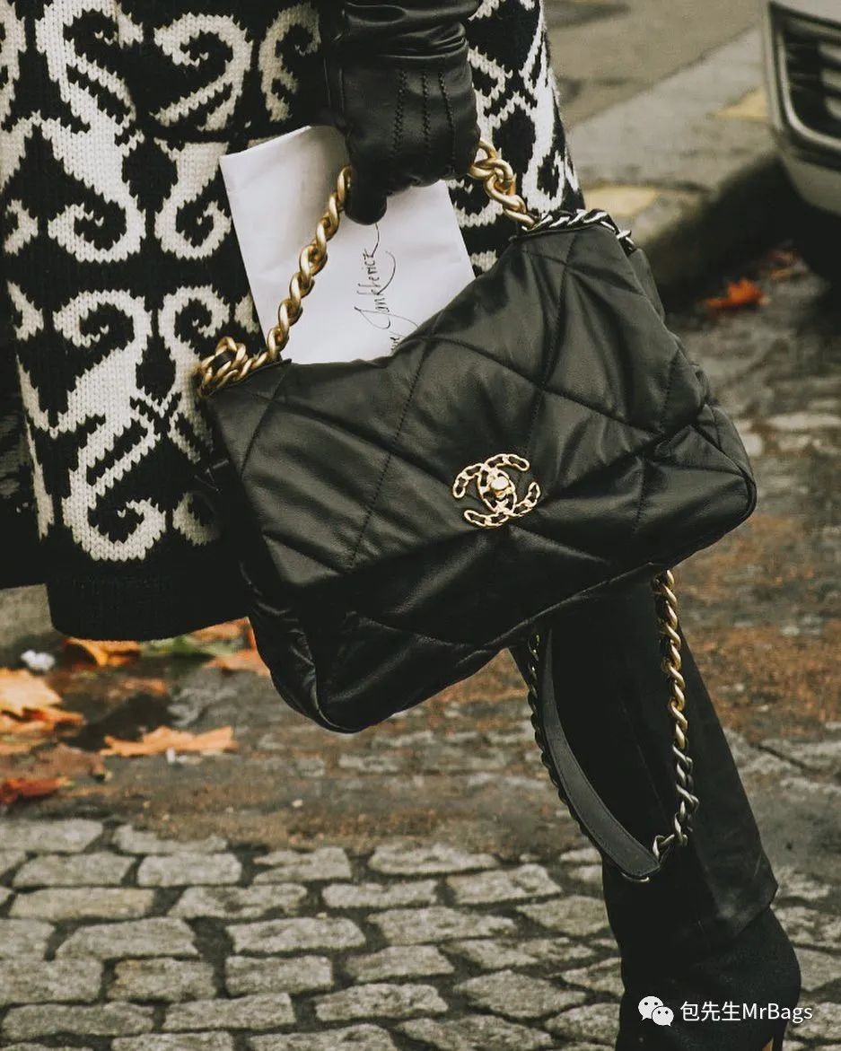 Chain flap bags are the most popular! (2023 Updated)-Best Quality designer Bag Review, and online shopping, designer bag ru