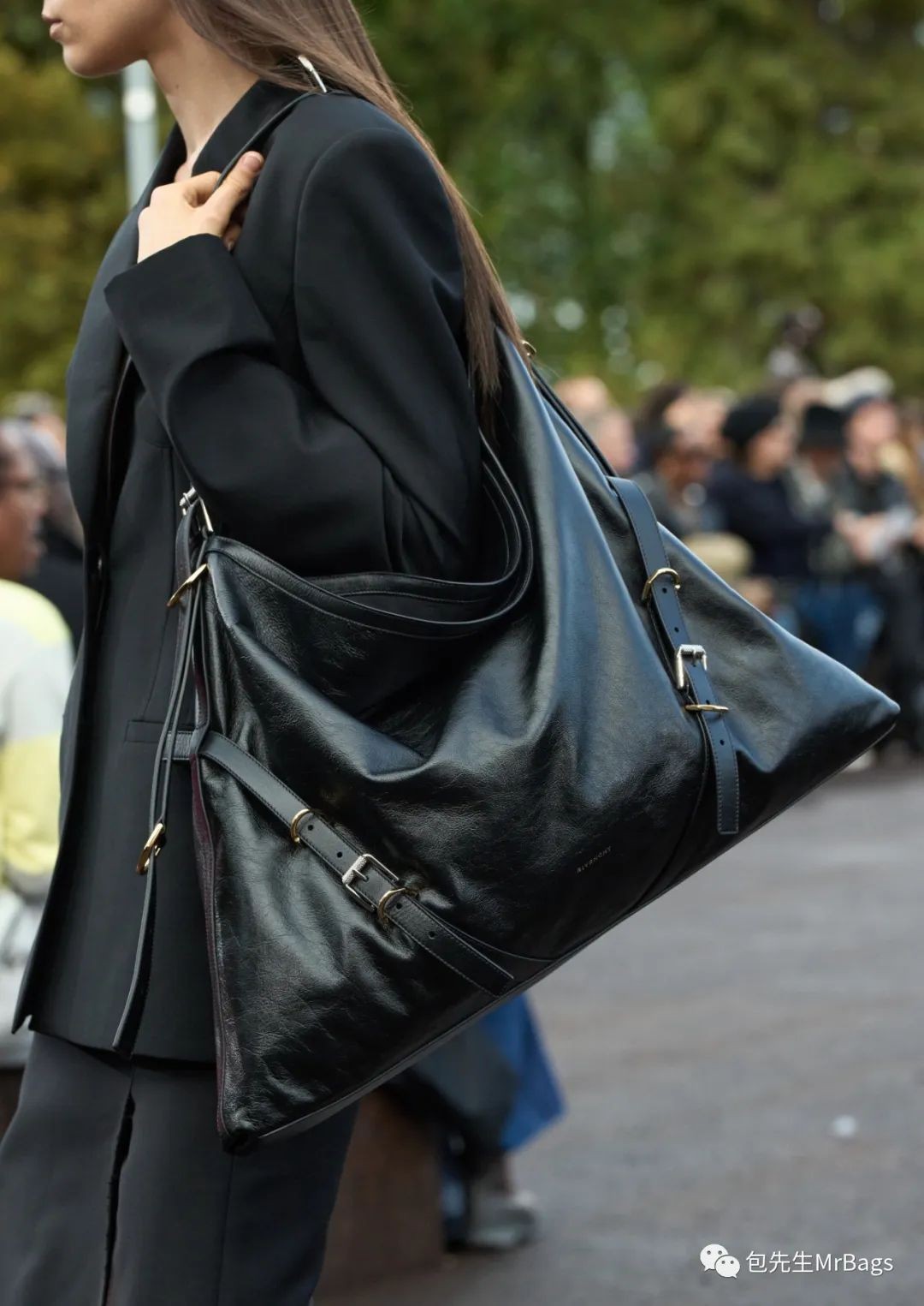 The hottest 13 large bags, which is the most suitable for small girls? (2023 updated)-Best Quality designer Bag Review, and online shopping, designer bag ru The hottest 13 large bags, which is the most suitable for small girls? (2023 updated)-Best Quality designer Bag Review, and online shopping, designer bag ru