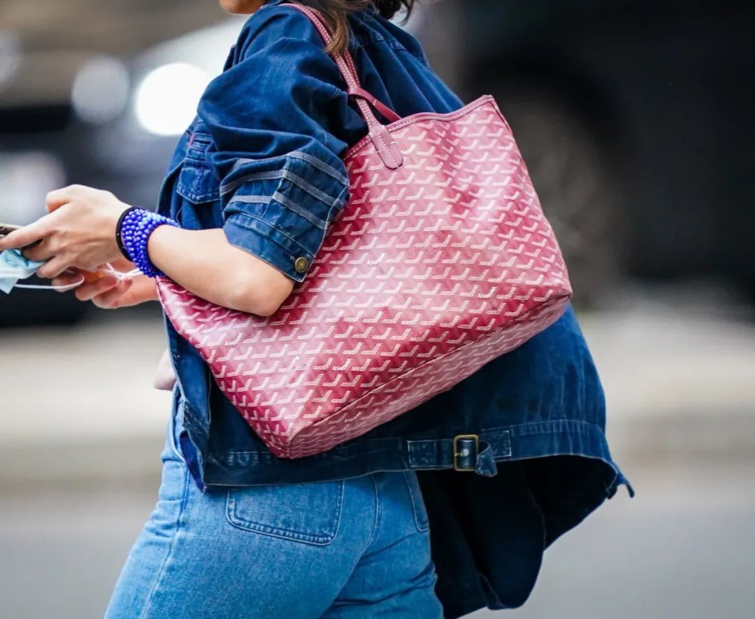 The hottest 13 large bags, which is the most suitable for small girls? (2023 updated)-Best Quality designer Bag Review, and online shopping, designer bag ru The hottest 13 large bags, which is the most suitable for small girls? (2023 updated)-Best Quality designer Bag Review, and online shopping, designer bag ru