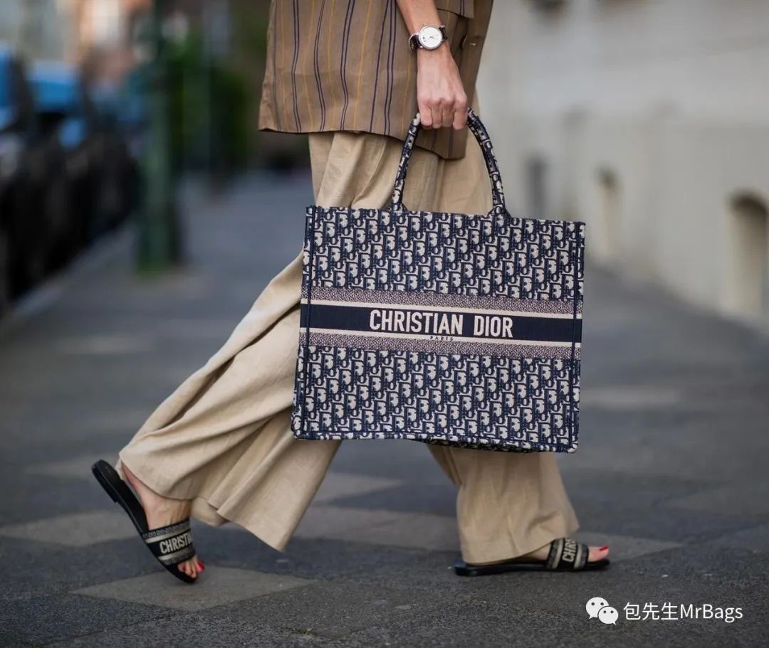 The hottest 13 large bags, which is the most suitable for small girls? (2023 updated)-Best Quality designer Bag Review, and online shopping, designer bag ru The hottest 13 large bags, which is the most suitable for small girls? (2023 updated)-Best Quality designer Bag Review, and online shopping, designer bag ru