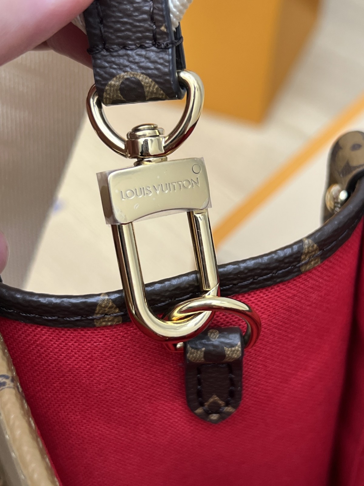 How good quality is a Shebag M46373 ONTHEGO small size?(2023 style with wide shoulder straps)-Best Quality designer Bag Review, and online shopping, designer bag ru