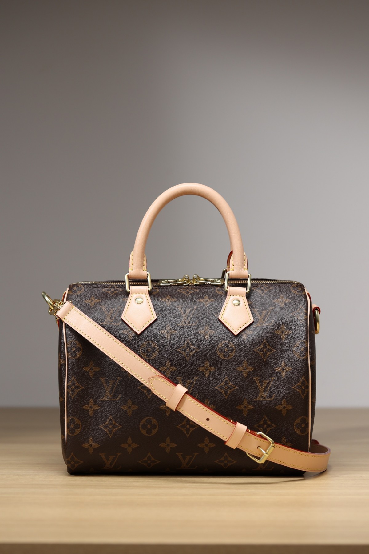 How good quality is a M41113 Speedy 25 bag? (2023 Updated)-Best Quality designer Bag Review, and online shopping, designer bag ru