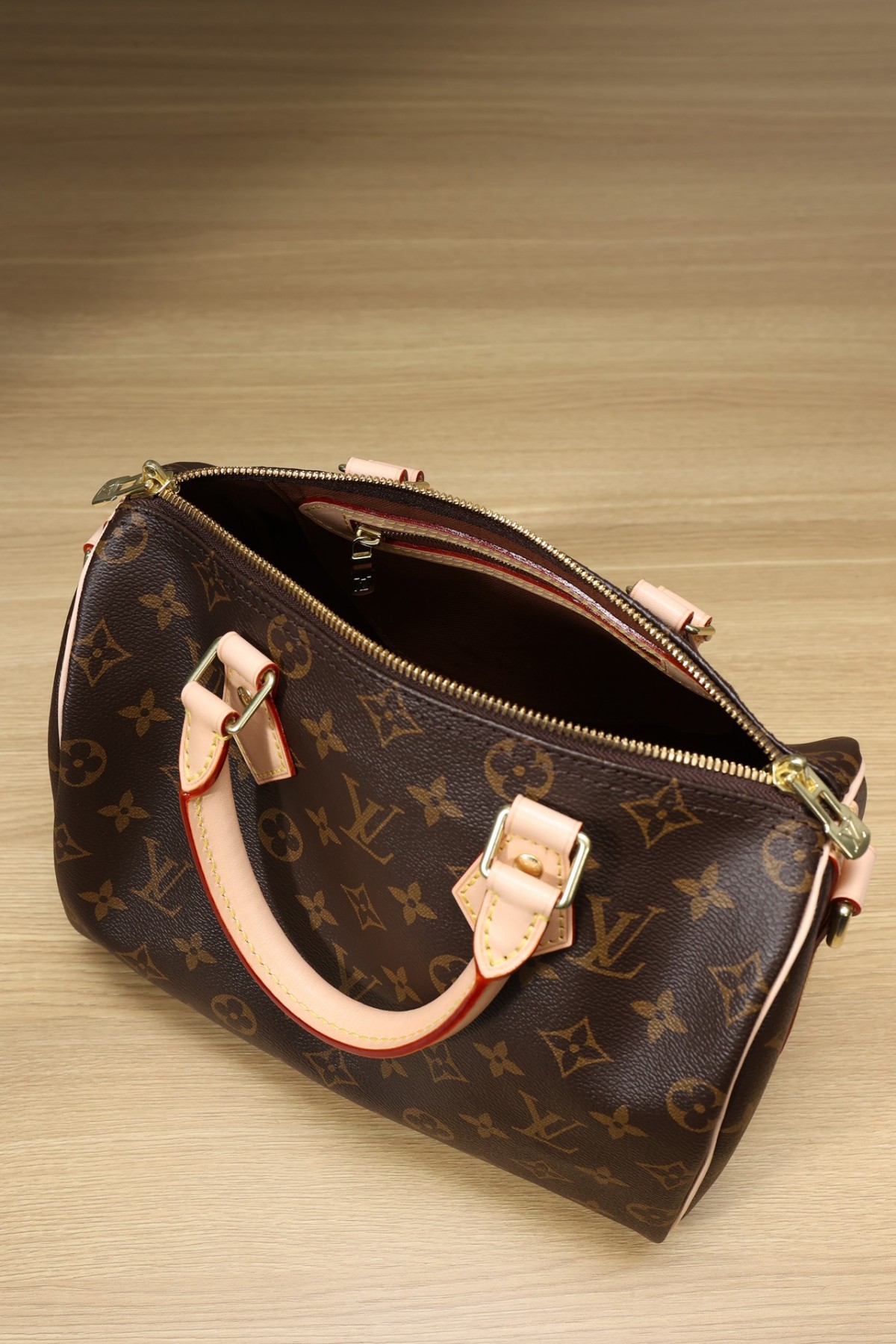 How good quality is a M41113 Speedy 25 bag? (2023 Updated)-Best Quality designer Bag Review, and online shopping, designer bag ru