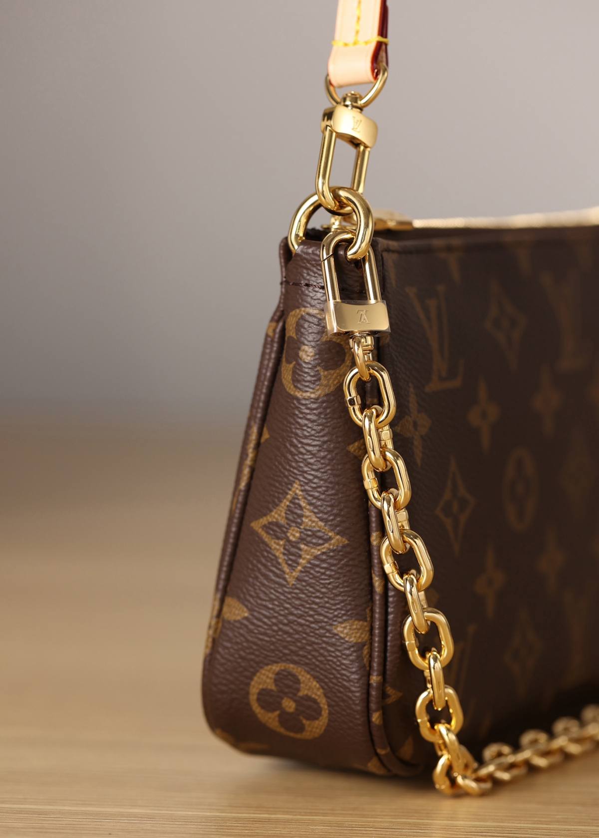 How good quality is a Shebag replica M82766 Louis Vuitton POCHETTE ACCESSOIRES bag? (2024 Week 1)-Best Quality designer Bag Review, and online shopping, designer bag ru How good quality is a Shebag replica M82766 Louis Vuitton POCHETTE ACCESSOIRES bag? (2024 Week 1)-Best Quality designer Bag Review, and online shopping, designer bag ru