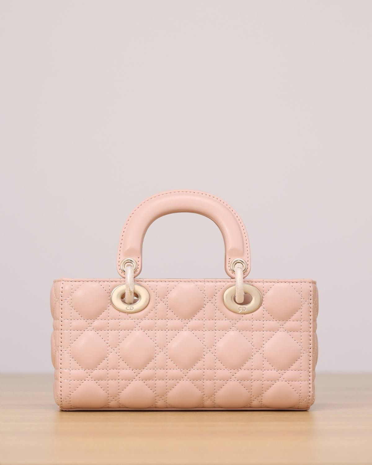 Shebag super replica Lady Dior D Joy pink bag review(2025 July updated)-Best Quality designer Bag Review, and online shopping, designer bag ru