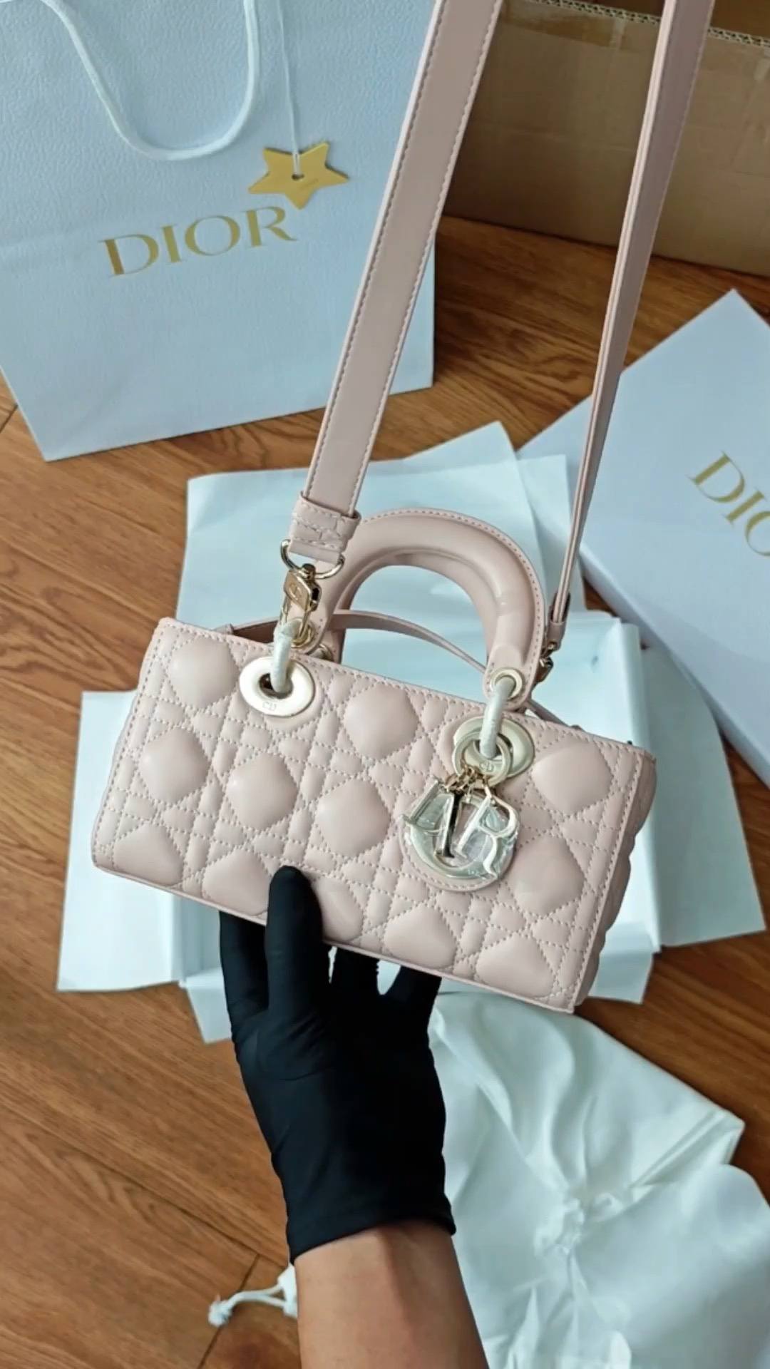 Shebag super replica Lady Dior D Joy pink bag review(2025 July updated)-Best Quality designer Bag Review, and online shopping, designer bag ru