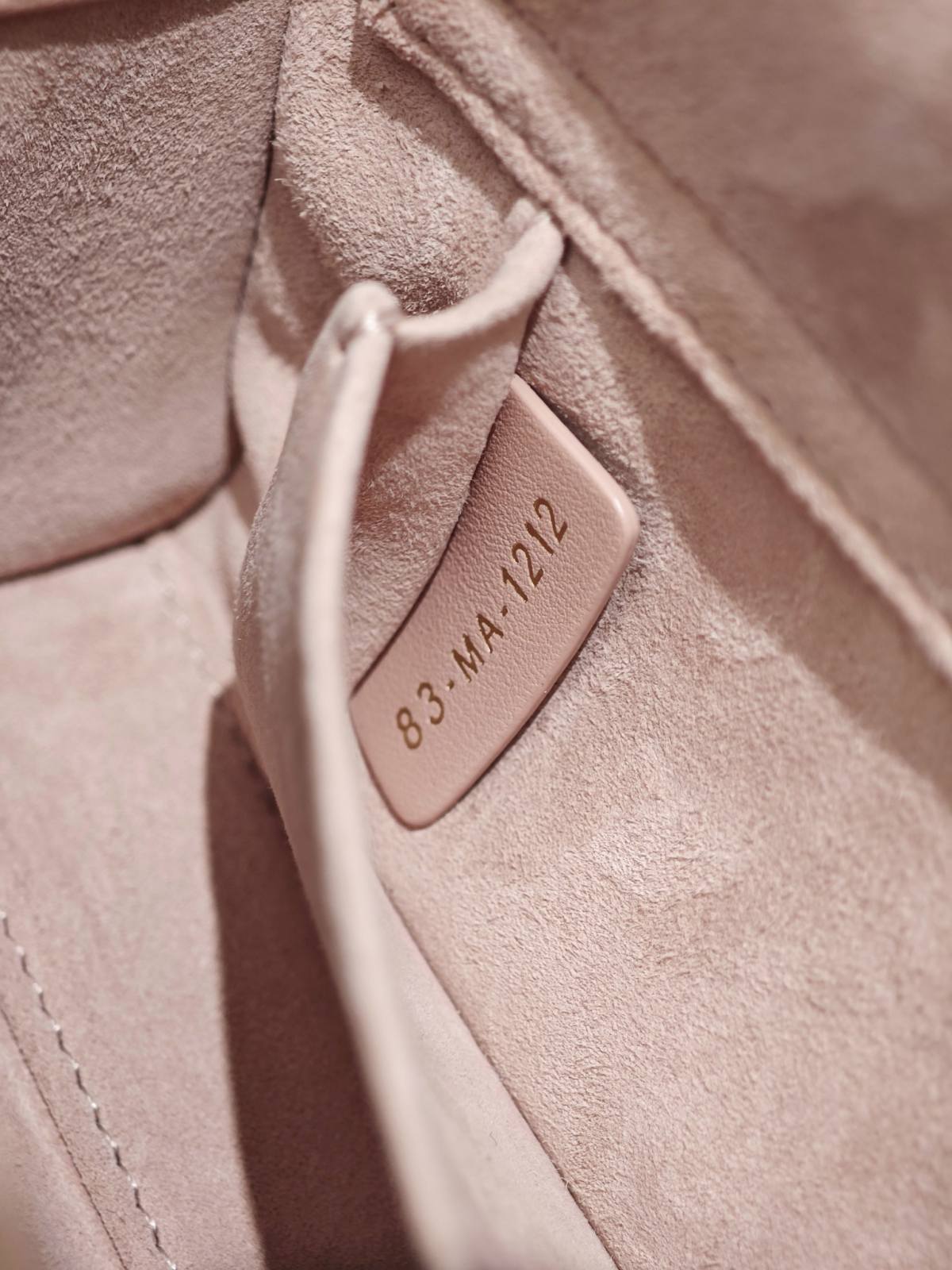Shebag super replica Lady Dior D Joy pink bag review(2025 July updated)-Best Quality designer Bag Review, and online shopping, designer bag ru