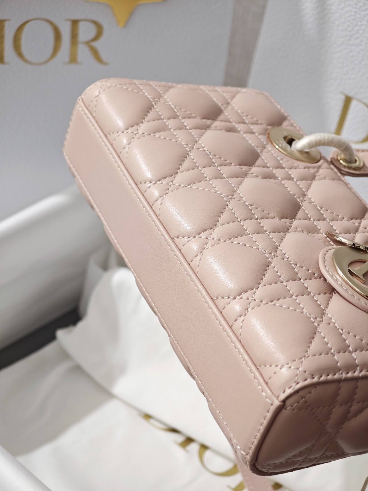 Shebag super replica Lady Dior D Joy pink bag review(2025 July updated)-Best Quality designer Bag Review, and online shopping, designer bag ru
