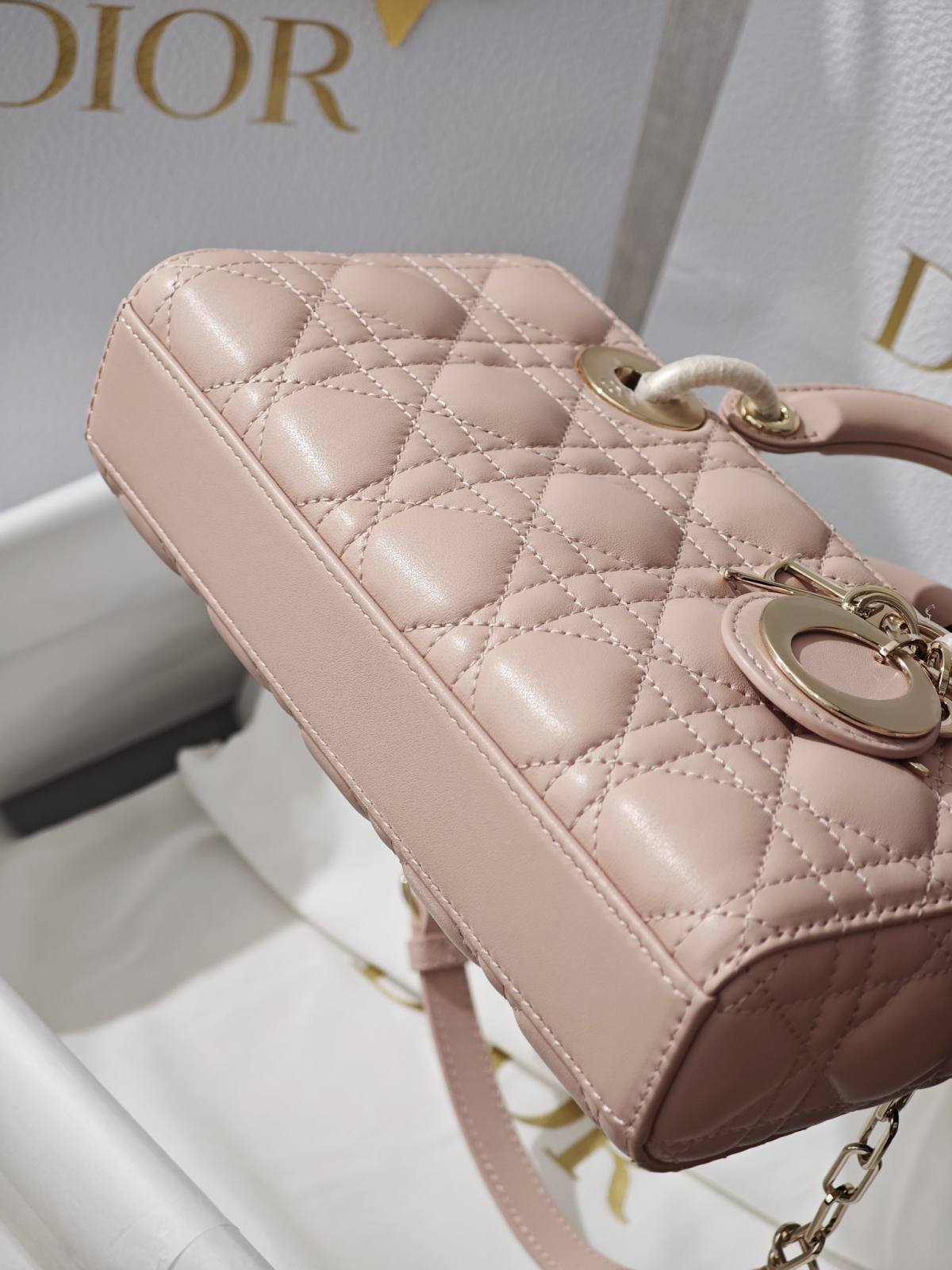 Shebag super replica Lady Dior D Joy pink bag review(2025 July updated)-Best Quality designer Bag Review, and online shopping, designer bag ru