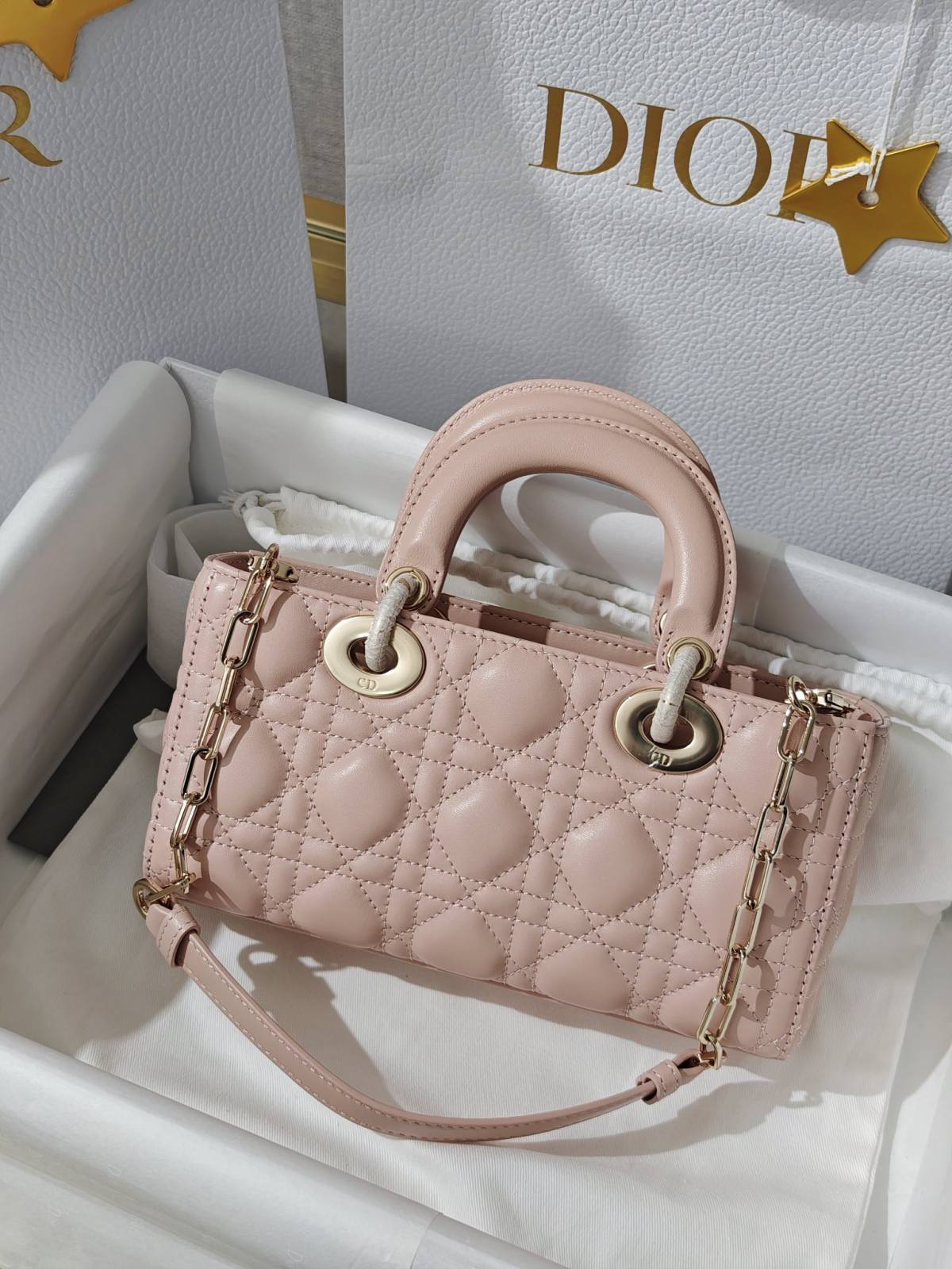 Shebag super replica Lady Dior D Joy pink bag review(2025 July updated)-Best Quality designer Bag Review, and online shopping, designer bag ru