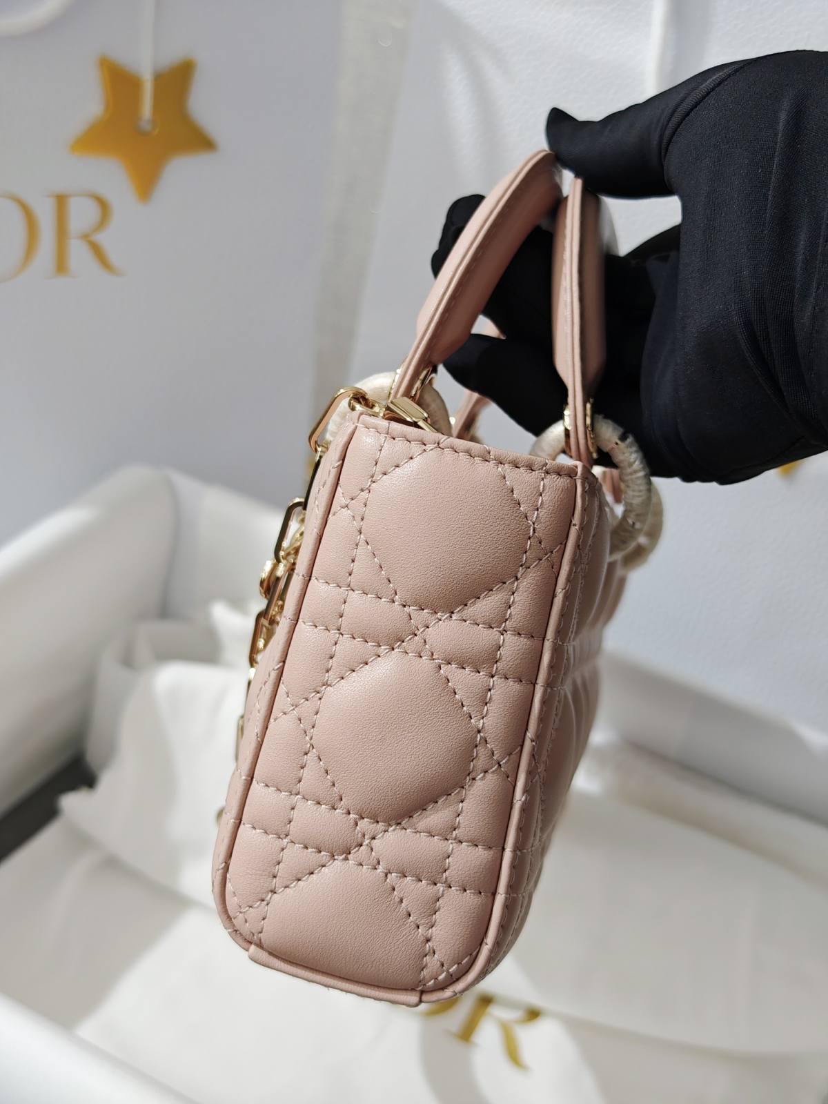 Shebag super replica Lady Dior D Joy pink bag review(2025 July updated)-Best Quality designer Bag Review, and online shopping, designer bag ru