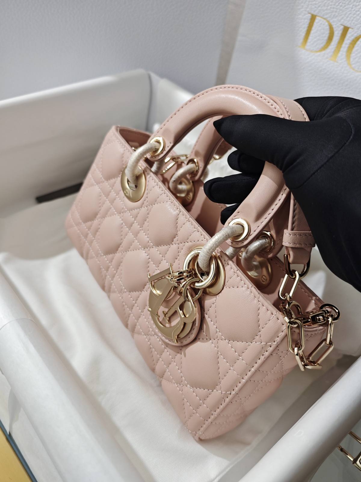 Shebag super replica Lady Dior D Joy pink bag review(2025 July updated)-Best Quality designer Bag Review, and online shopping, designer bag ru