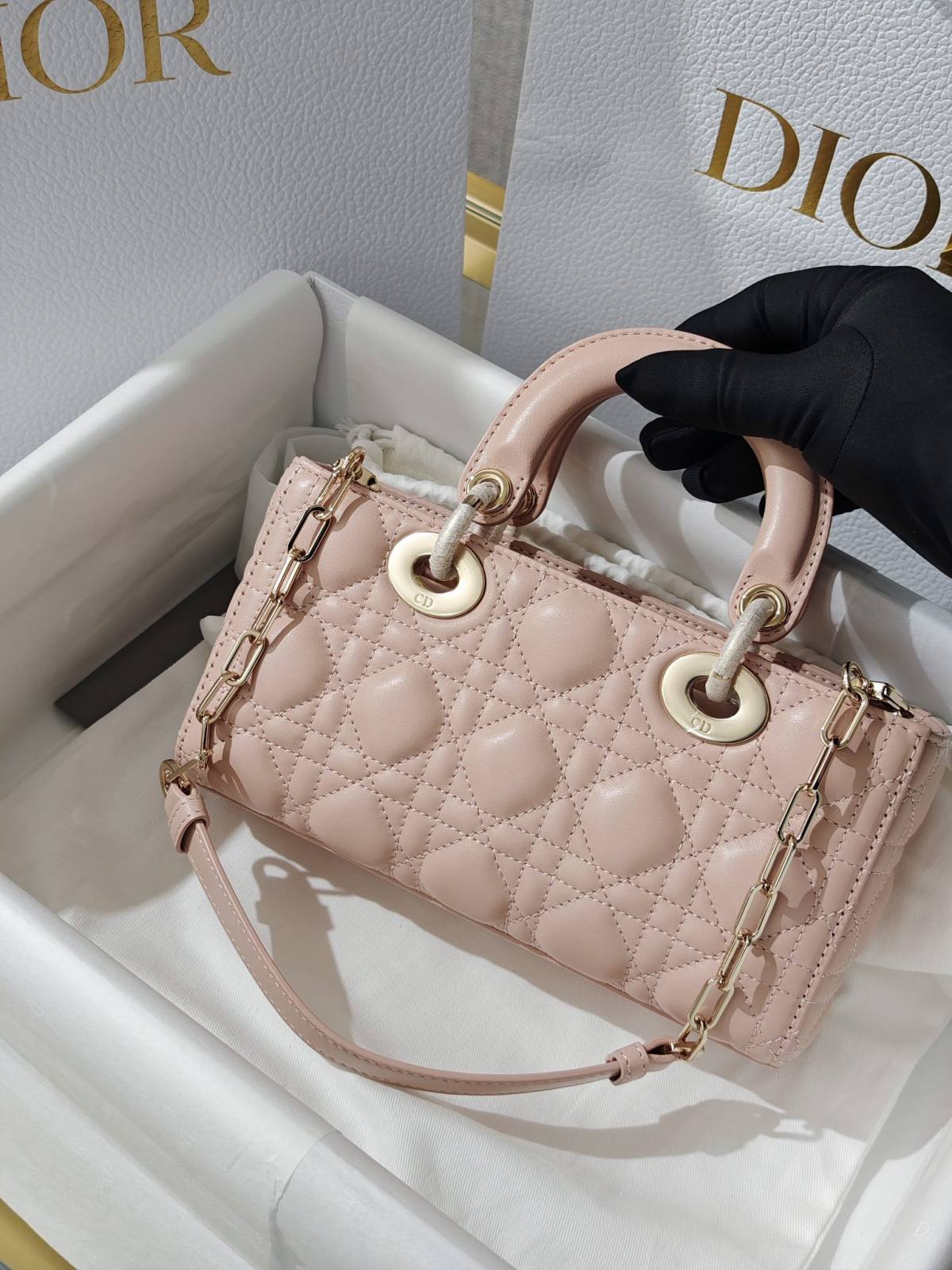 Shebag super replica Lady Dior D Joy pink bag review(2025 July updated)-Best Quality designer Bag Review, and online shopping, designer bag ru
