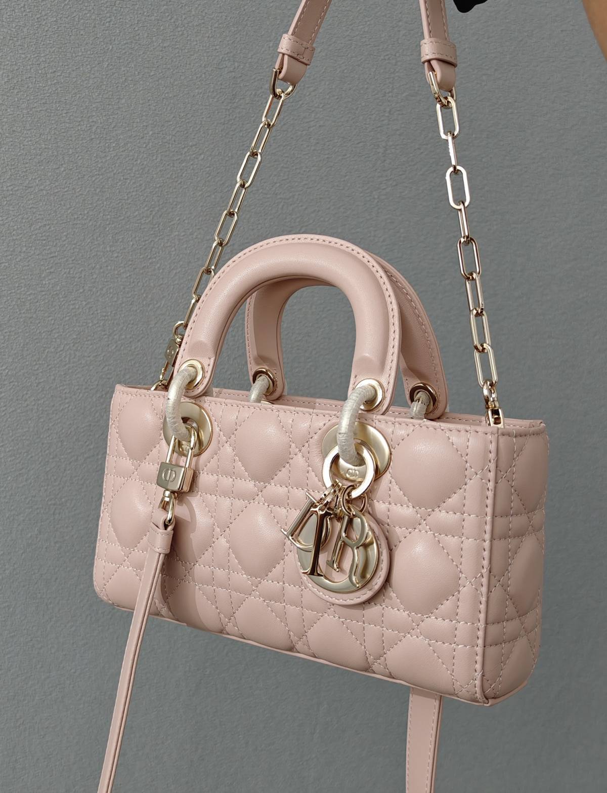 Shebag super replica Lady Dior D Joy pink bag review(2025 July updated)-Best Quality designer Bag Review, and online shopping, designer bag ru