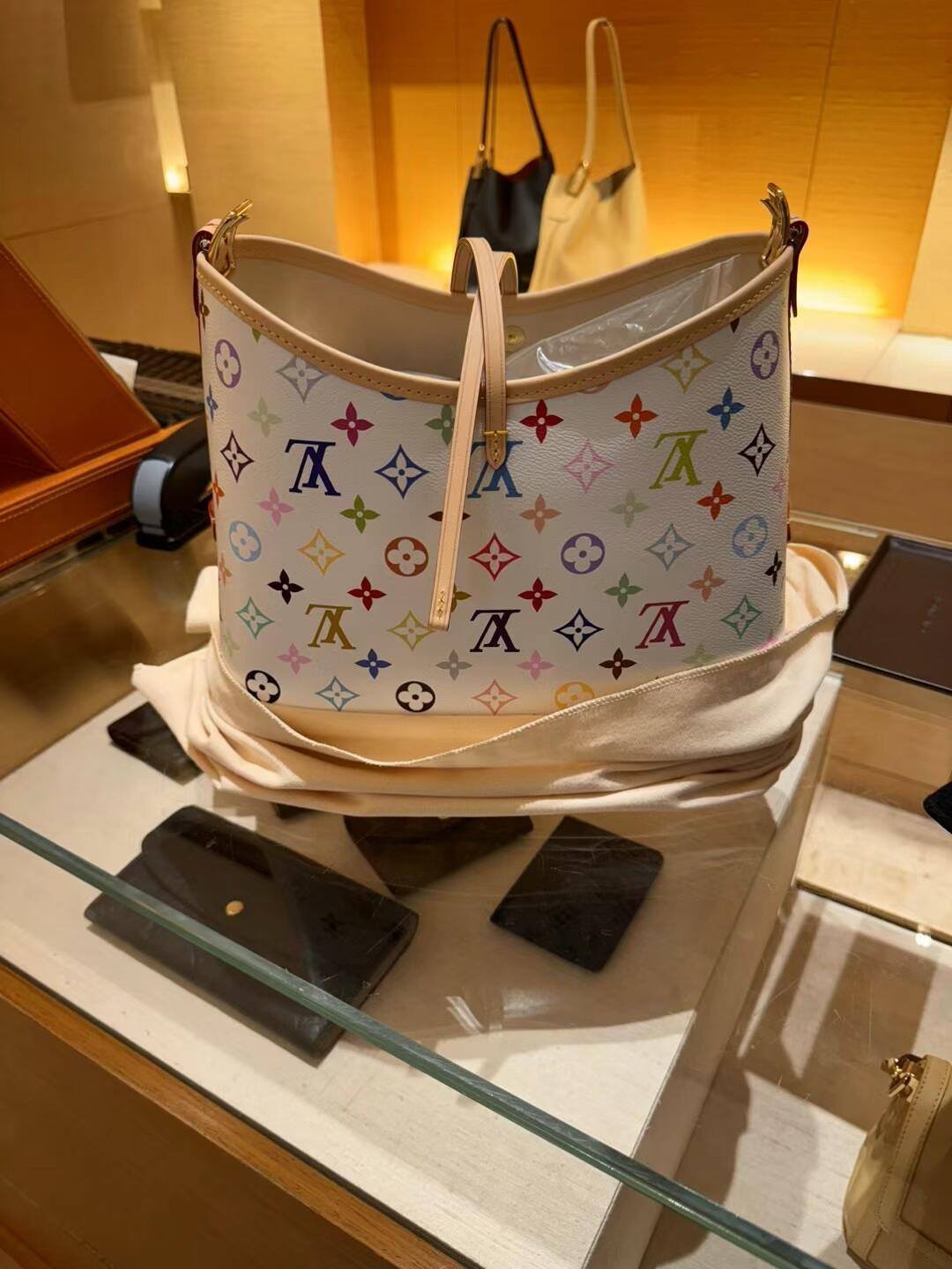 Shebag buys an Authentic Louis Vuitton Carryall white monogram bag(Oct 2025 updated)-Best Quality designer Bag Review, and online shopping, designer bag ru