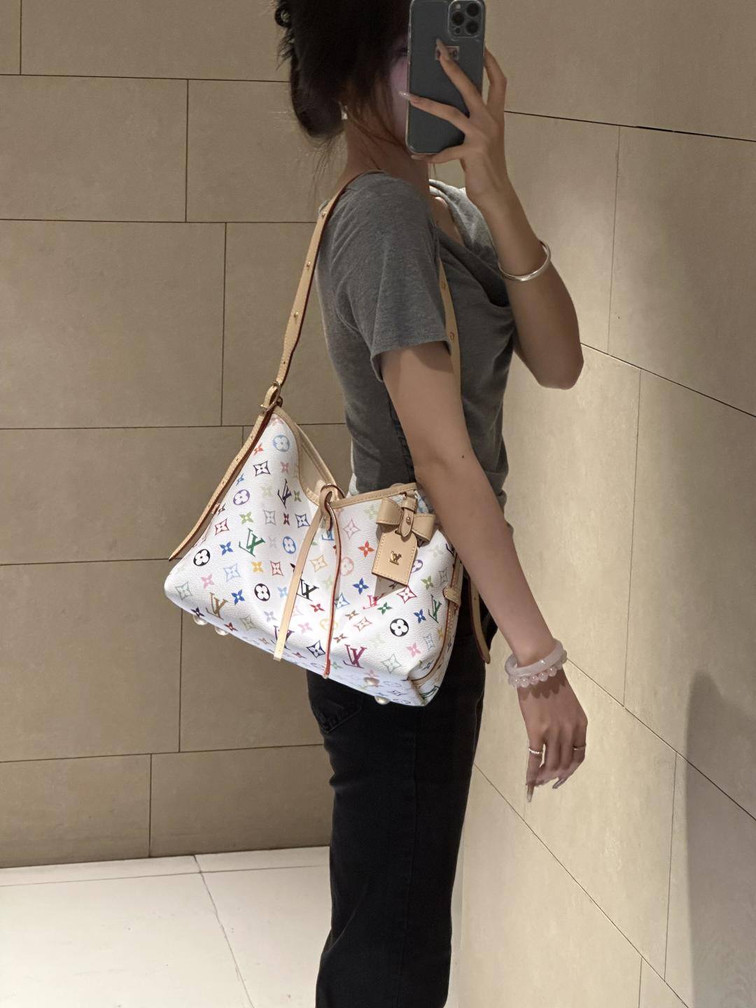 Shebag buys an Authentic Louis Vuitton Carryall white monogram bag(Oct 2025 updated)-Best Quality designer Bag Review, and online shopping, designer bag ru