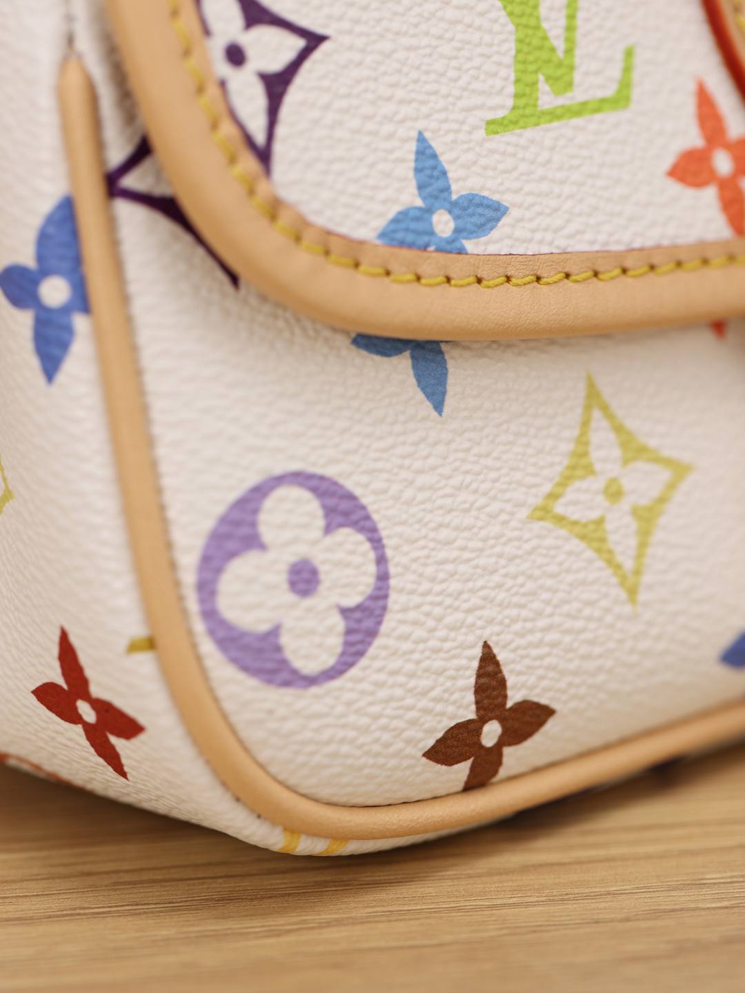 Shebag Super replica Louis Vuitton Diana bag in white monogram(Oct 2025 updated)-Best Quality designer Bag Review, and online shopping, designer bag ru