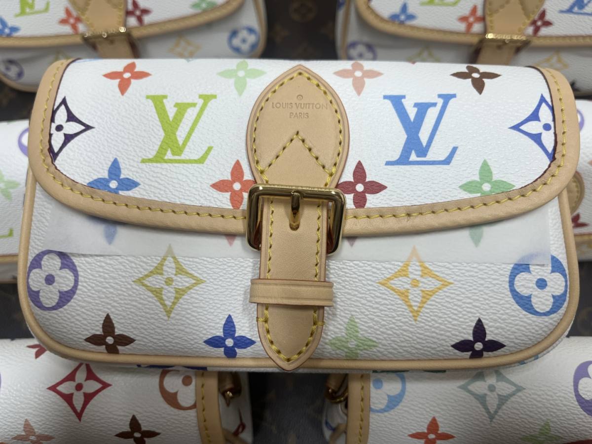Shebag Super replica Louis Vuitton Diana bag in white monogram(Oct 2025 updated)-Best Quality designer Bag Review, and online shopping, designer bag ru