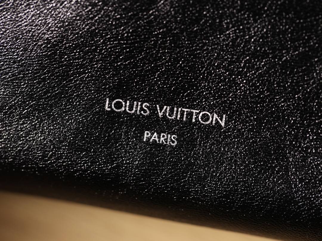 Shebag Super replica Louis Vuitton Carryall Dark bag new comming(Oct 2025 updated)-Best Quality designer Bag Review, and online shopping, designer bag ru Shebag Super replica Louis Vuitton Carryall Dark bag new comming(Oct 2025 updated)-Best Quality designer Bag Review, and online shopping, designer bag ru