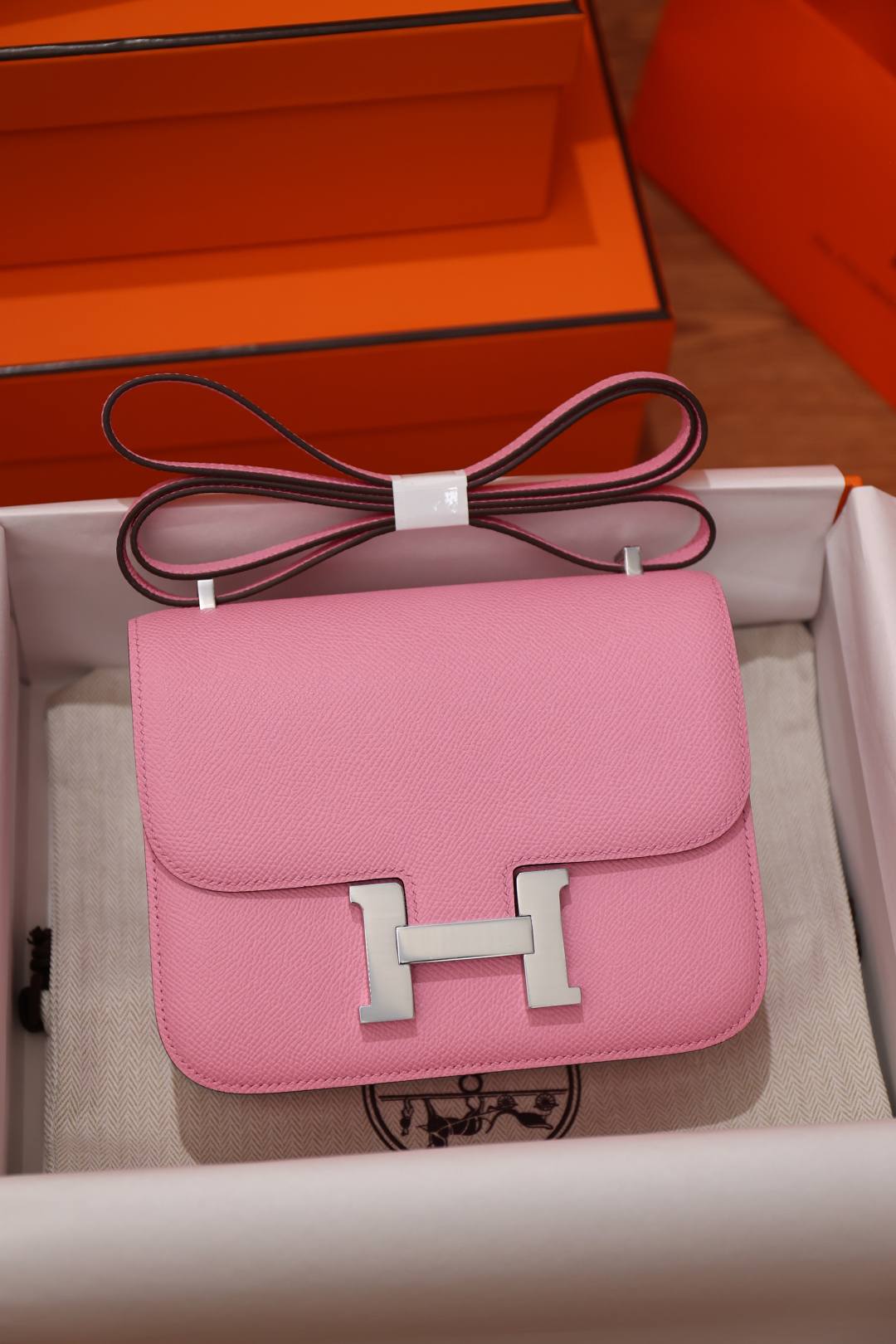 Shebag Handmade Hermes Constance 19 bag in pink Epsom leather review(Oct 2025 updated)-Best Quality designer Bag Review, and online shopping, designer bag ru Shebag Handmade Hermes Constance 19 bag in pink Epsom leather review(Oct 2025 updated)-Best Quality designer Bag Review, and online shopping, designer bag ru