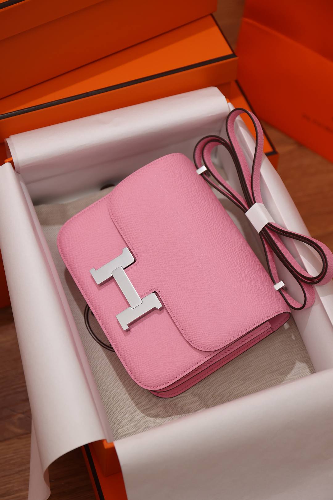 Shebag Handmade Hermes Constance 19 bag in pink Epsom leather review(Oct 2025 updated)-Best Quality designer Bag Review, and online shopping, designer bag ru Shebag Handmade Hermes Constance 19 bag in pink Epsom leather review(Oct 2025 updated)-Best Quality designer Bag Review, and online shopping, designer bag ru