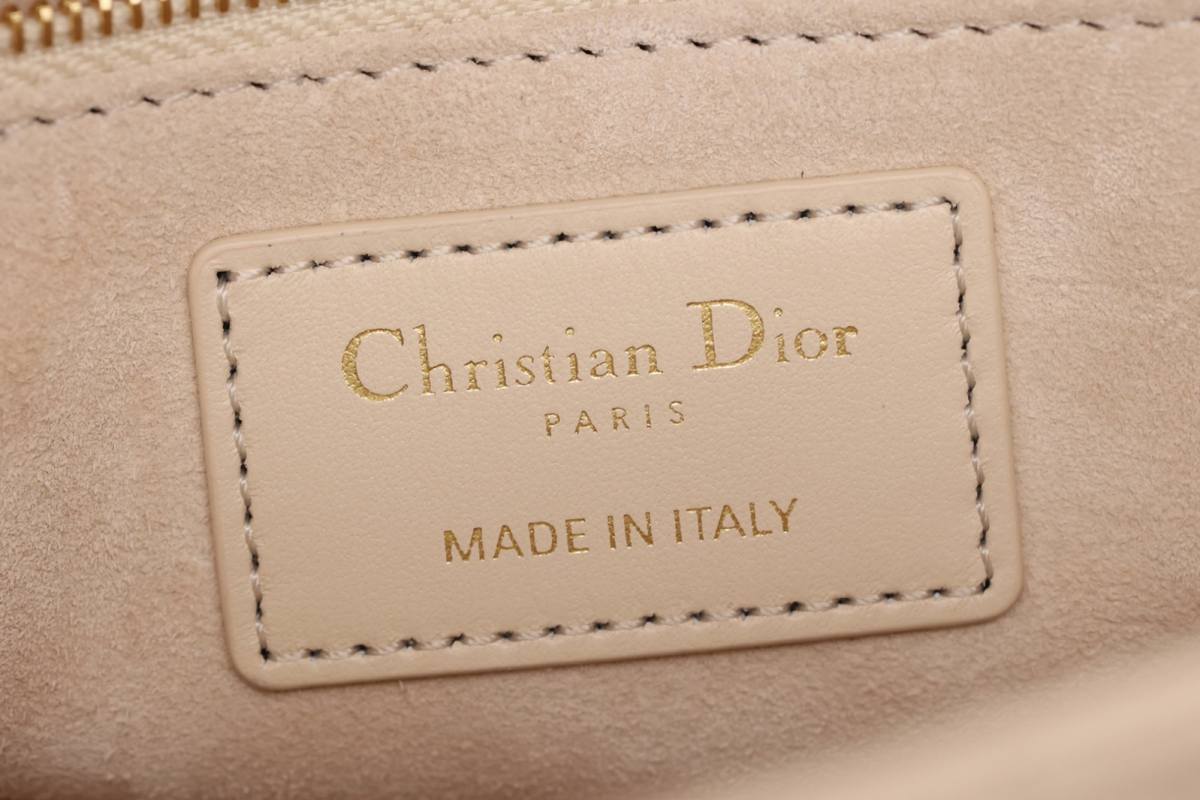 Shebag Super replica Lady Dior bag in beige review(Oct 2025 updated)-Best Quality designer Bag Review, and online shopping, designer bag ru Shebag Super replica Lady Dior bag in beige review(Oct 2025 updated)-Best Quality designer Bag Review, and online shopping, designer bag ru