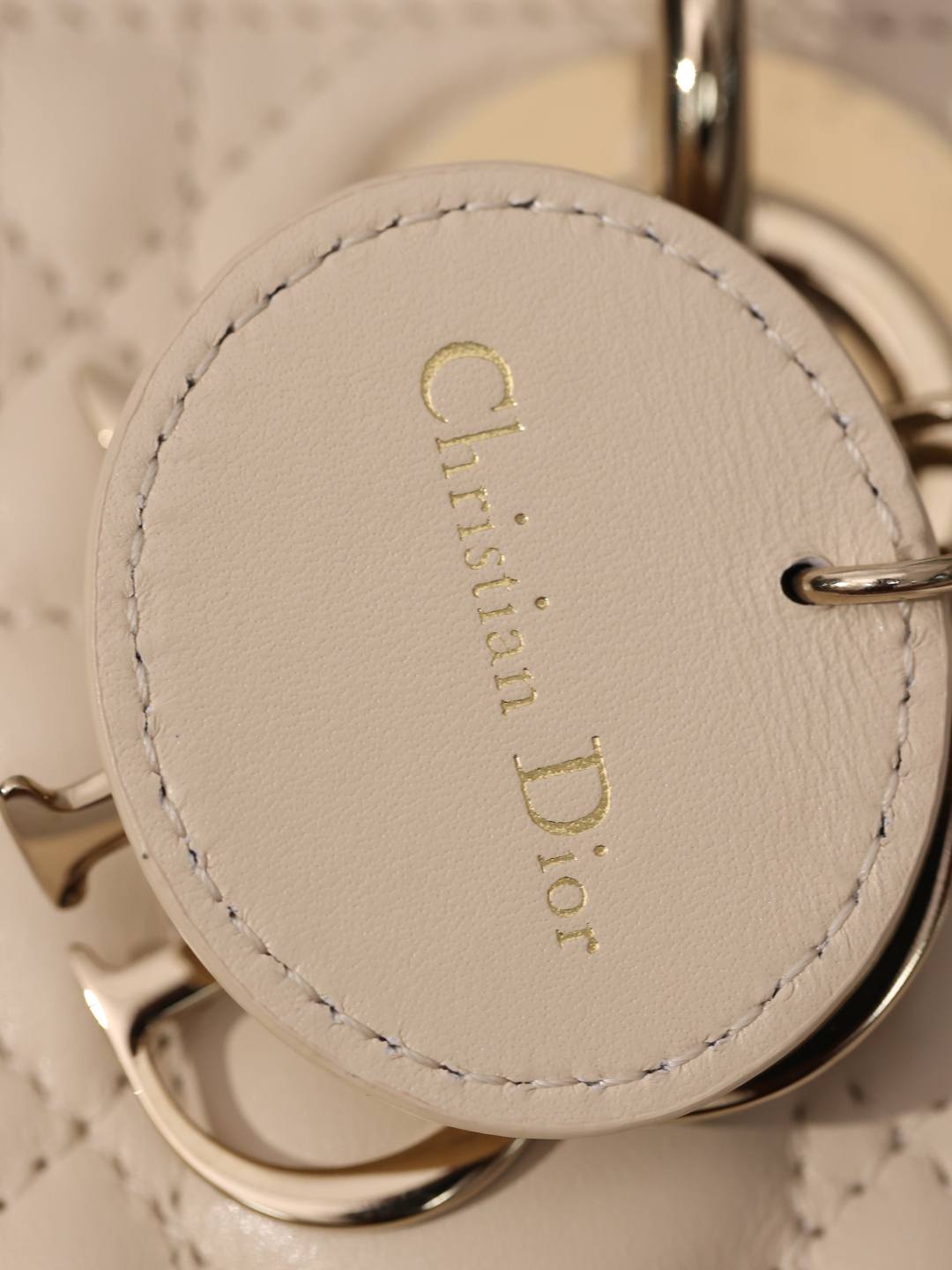 Shebag Super replica Lady Dior bag in beige review(Oct 2025 updated)-Best Quality designer Bag Review, and online shopping, designer bag ru Shebag Super replica Lady Dior bag in beige review(Oct 2025 updated)-Best Quality designer Bag Review, and online shopping, designer bag ru