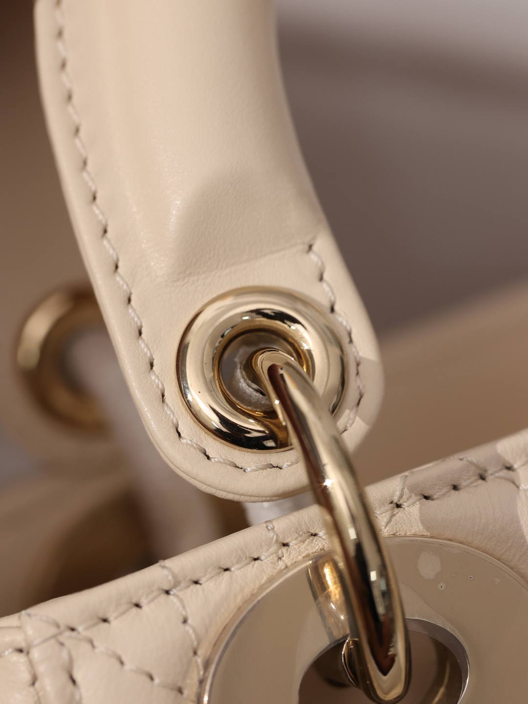 Shebag Super replica Lady Dior bag in beige review(Oct 2025 updated)-Best Quality designer Bag Review, and online shopping, designer bag ru Shebag Super replica Lady Dior bag in beige review(Oct 2025 updated)-Best Quality designer Bag Review, and online shopping, designer bag ru
