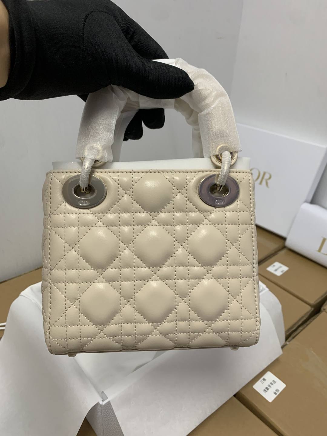 Shebag Super replica Lady Dior bag in beige review(Oct 2025 updated)-Best Quality designer Bag Review, and online shopping, designer bag ru Shebag Super replica Lady Dior bag in beige review(Oct 2025 updated)-Best Quality designer Bag Review, and online shopping, designer bag ru